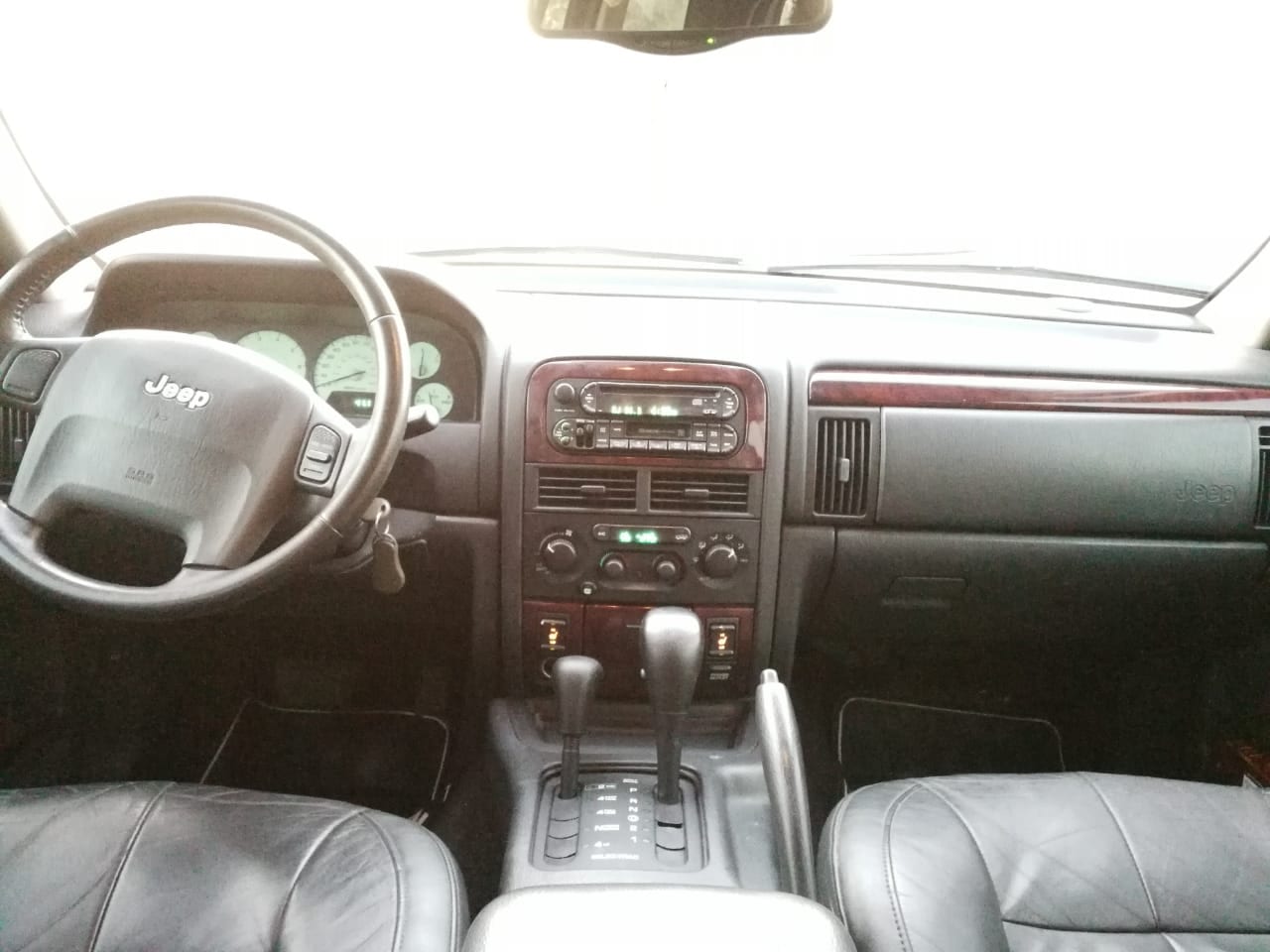 JEEP GRAND CHEROKEE 2004
لا تنسَ أنك شاهدت هذا الإعلان في عنكبوت
Jeep grand cherokee 2004
ove...