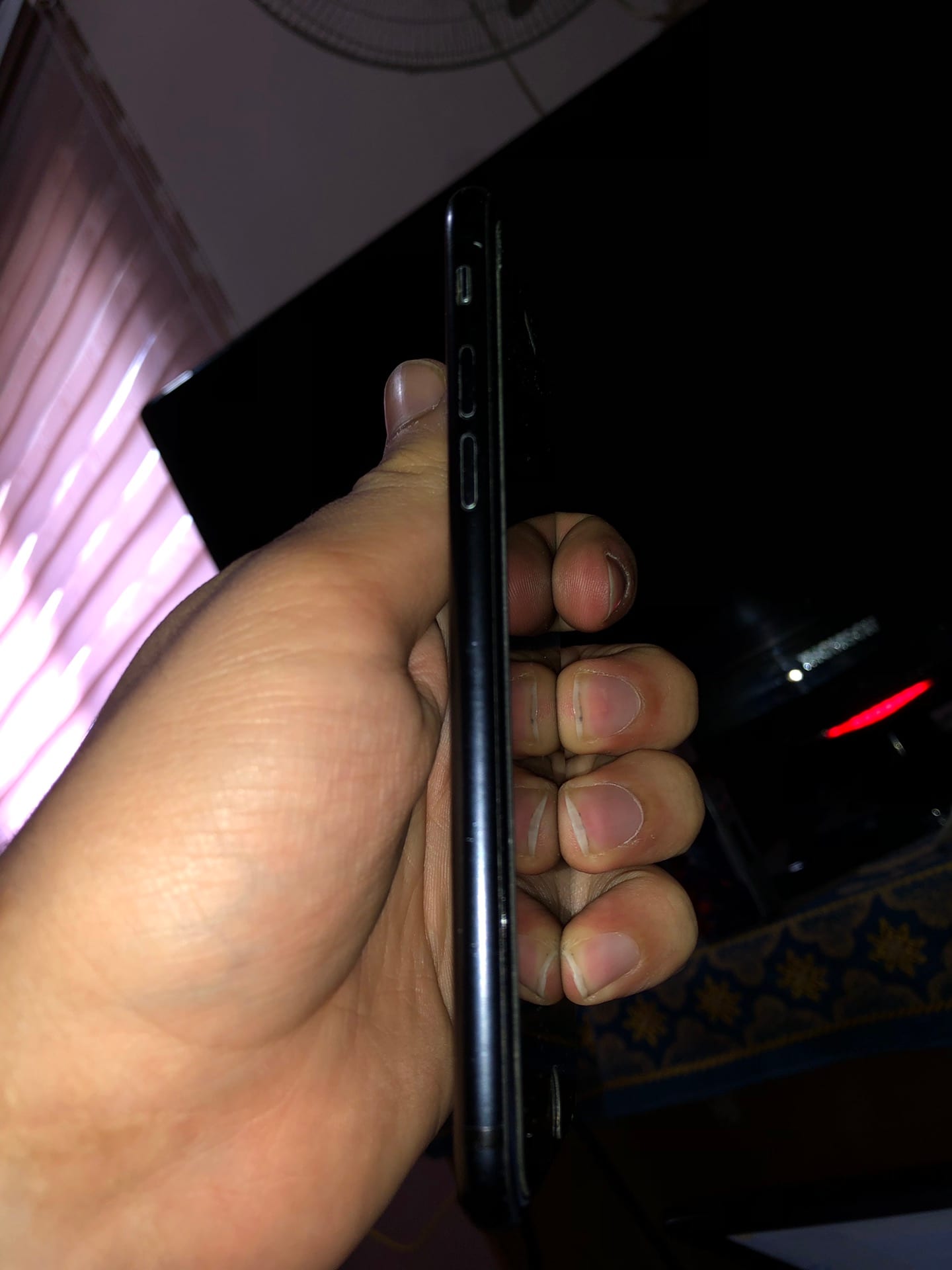 ايفون 7 32gb
لا تنسَ أنك شاهدت هذا الإعلان في عنكبوت
ايفون 7 32gb معو كرتونه وشاحن اصلي وصلت...