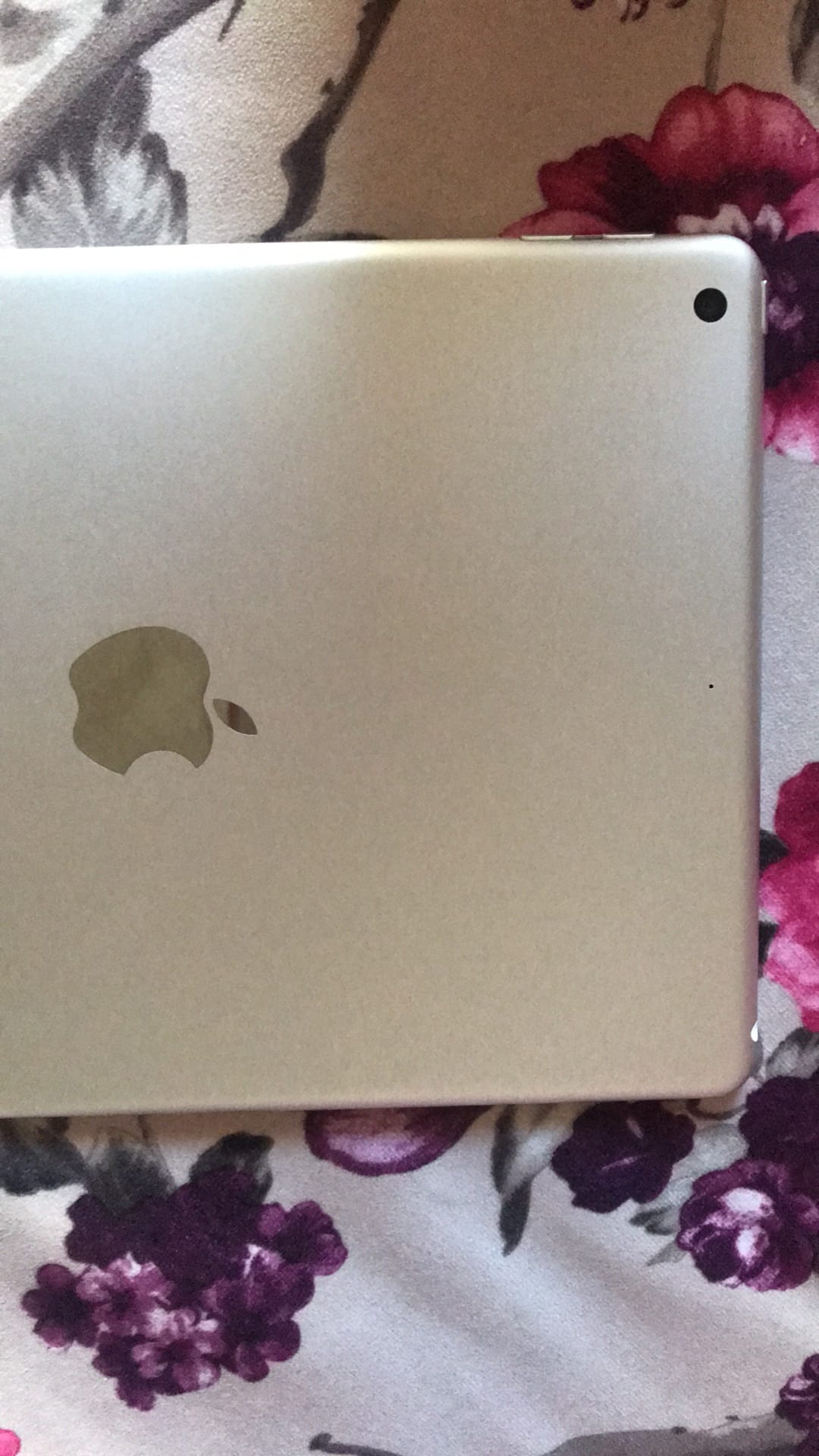 I pad 6th generation (2018)
لا تنسَ أنك شاهدت هذا الإعلان في عنكبوت
الجيل السادس اخر اصدار من...