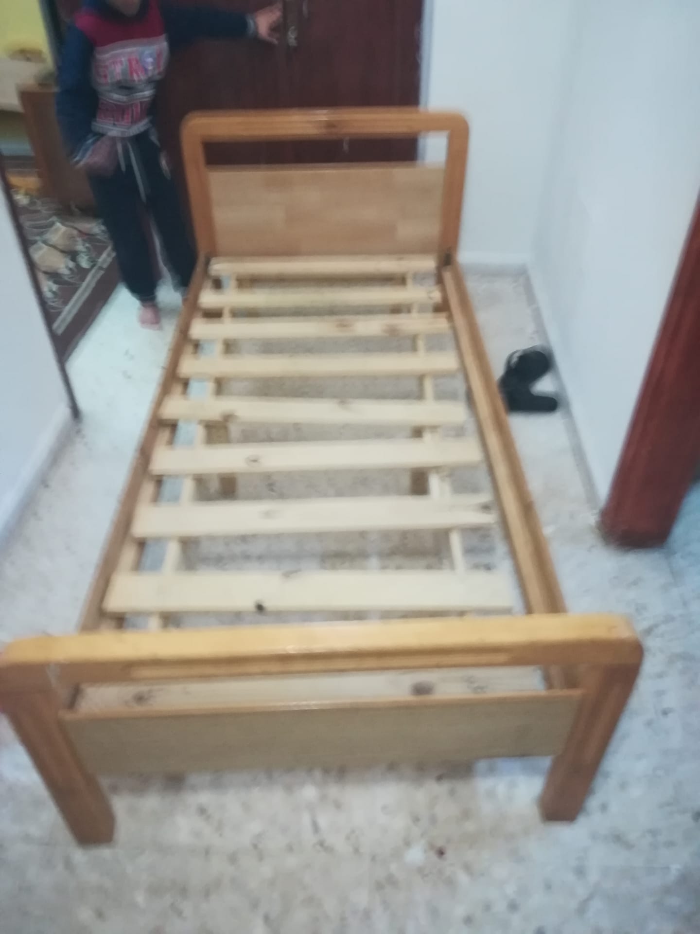 تختين خشب للبيع
لا تنسَ أنك شاهدت هذا الإعلان في عنكبوت
تختين خشب للبيع راسيات زان...