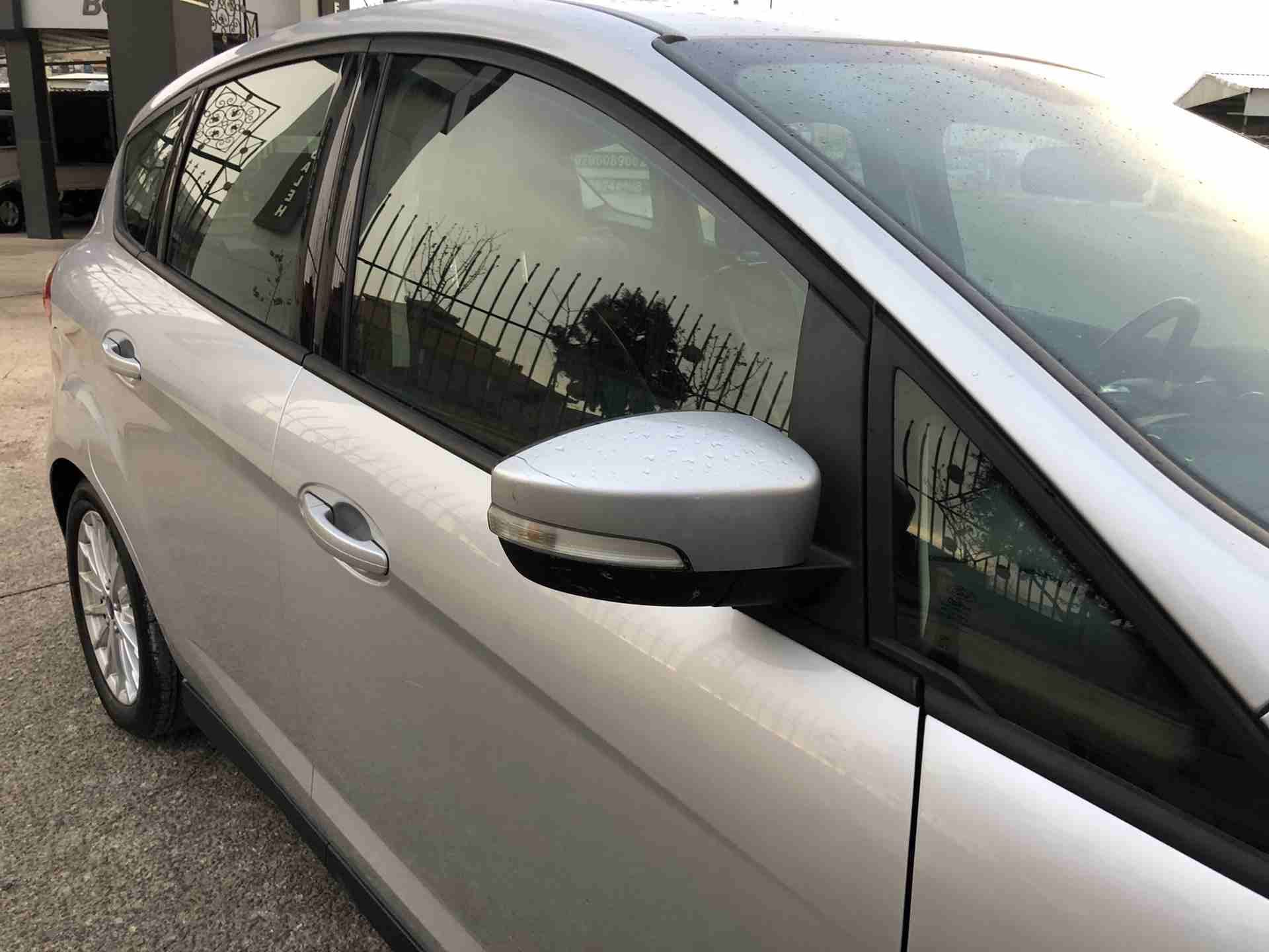 فور C-MAX2013للبيع
لا تنسَ أنك شاهدت هذا الإعلان في عنكبوت
فورد سي ماكس 2013للبيع بسعر مغري
لون...