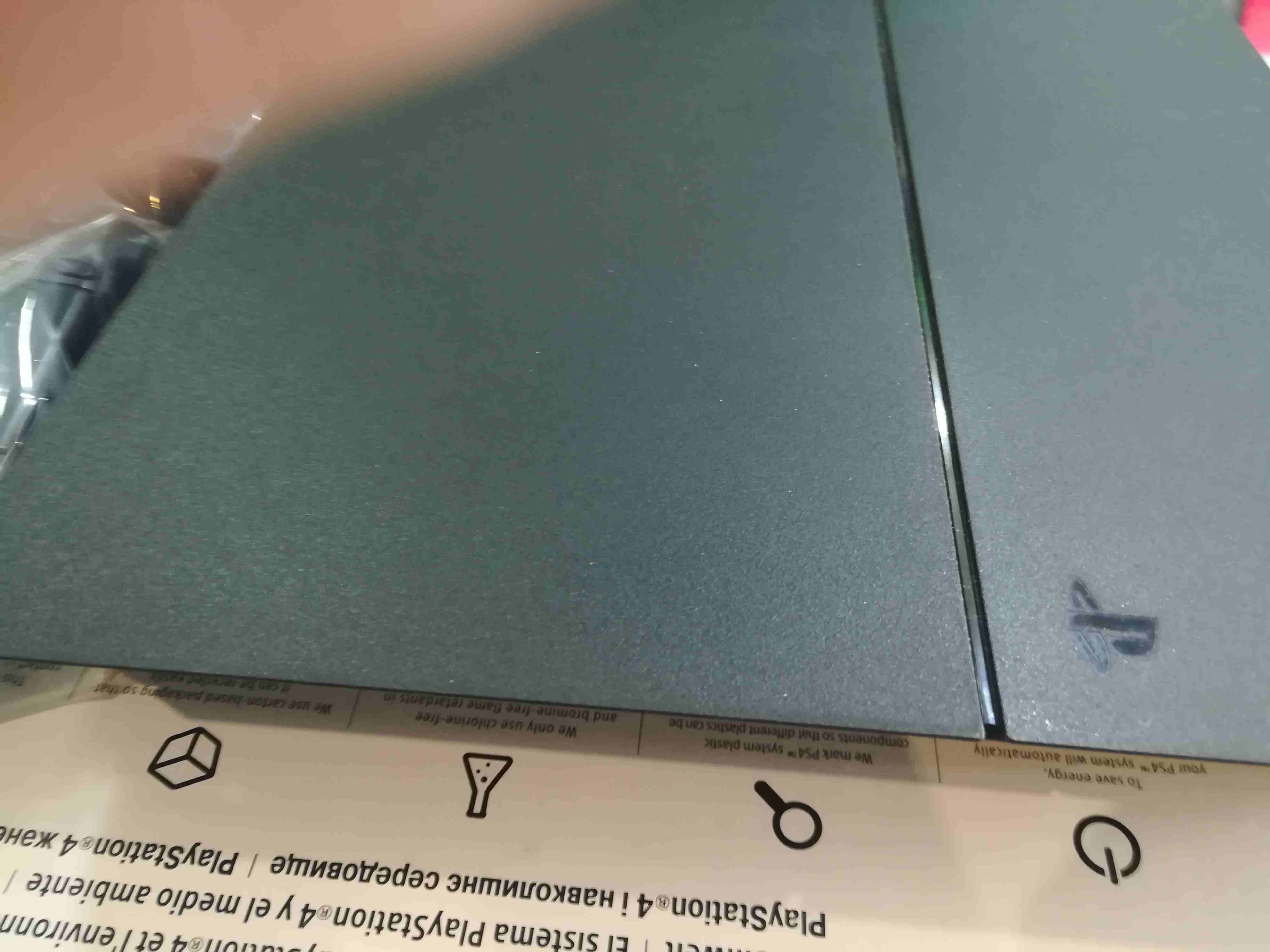 جهاز بلاستيشن 4 بحالة الجديد ps4
لا تنسَ أنك شاهدت هذا الإعلان في عنكبوت
الجهاز بحالة الجديد مافي...