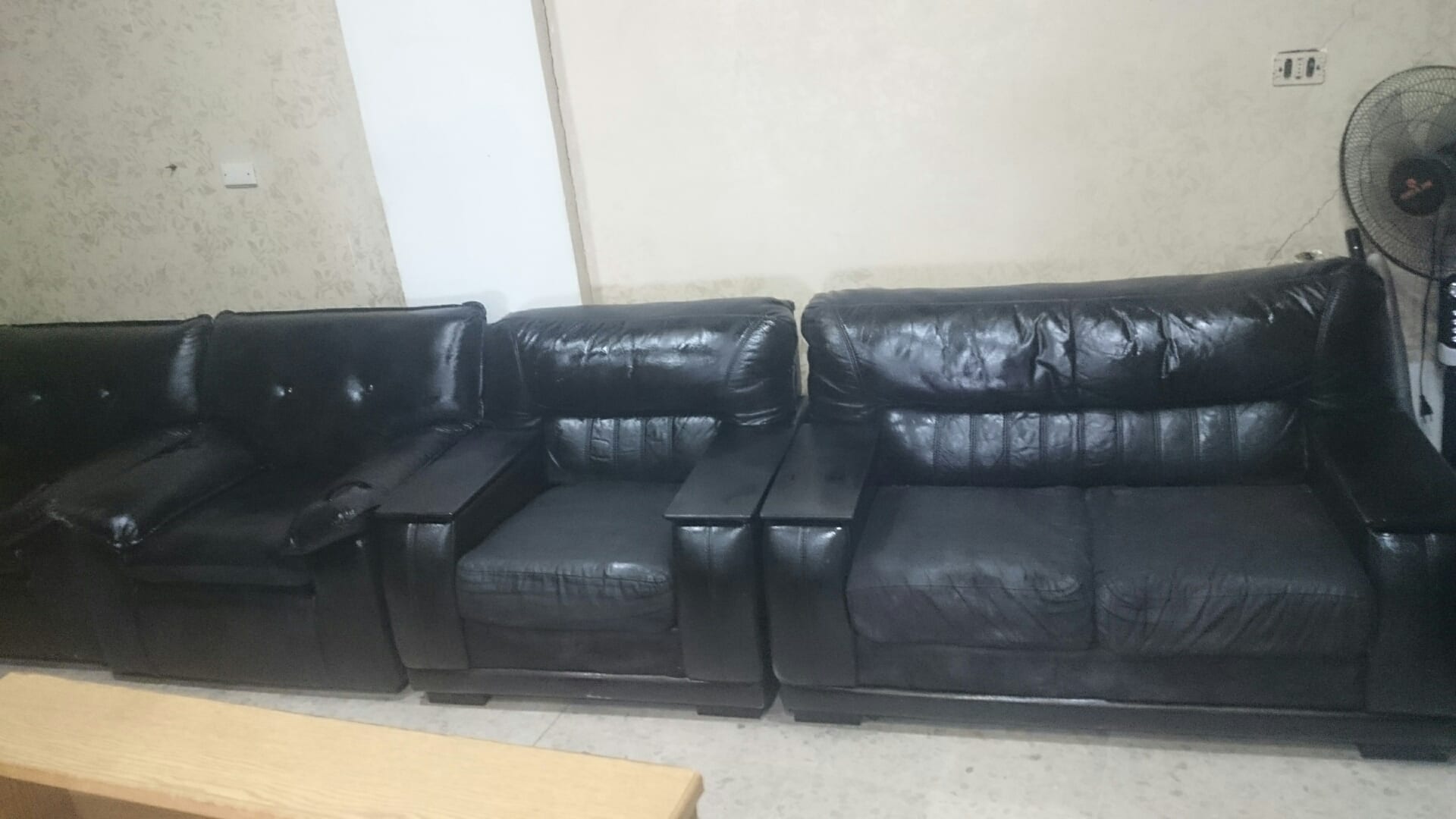 10اطقم كنب البيع كامل بسعر 1300دينار
لا تنسَ أنك شاهدت هذا الإعلان في عنكبوت
البيع كامل...