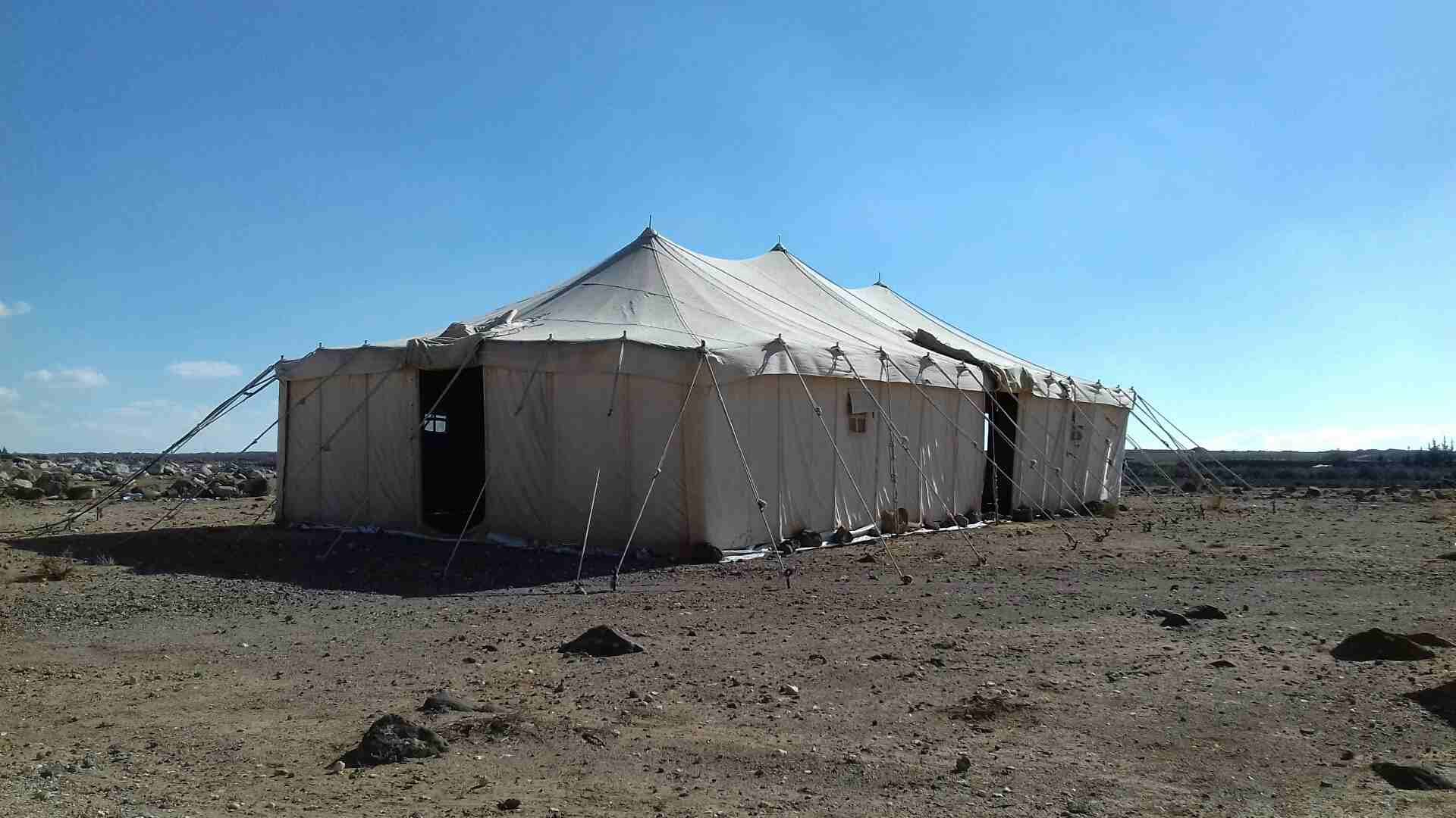 خيمة كويتية
لا تنسَ أنك شاهدت هذا الإعلان في عنكبوت
كتان ثلاث طبقات 8 ابواب 4 شبابيك 3 اعمدة قا...