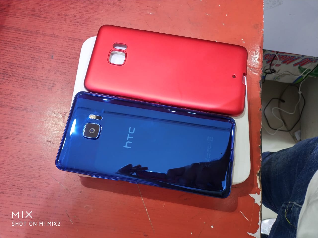 htc U Ultra مستعمل أسبوعين
لا تنسَ أنك شاهدت هذا الإعلان في عنكبوت
وكاله لون أزرق كامل اغراضو...