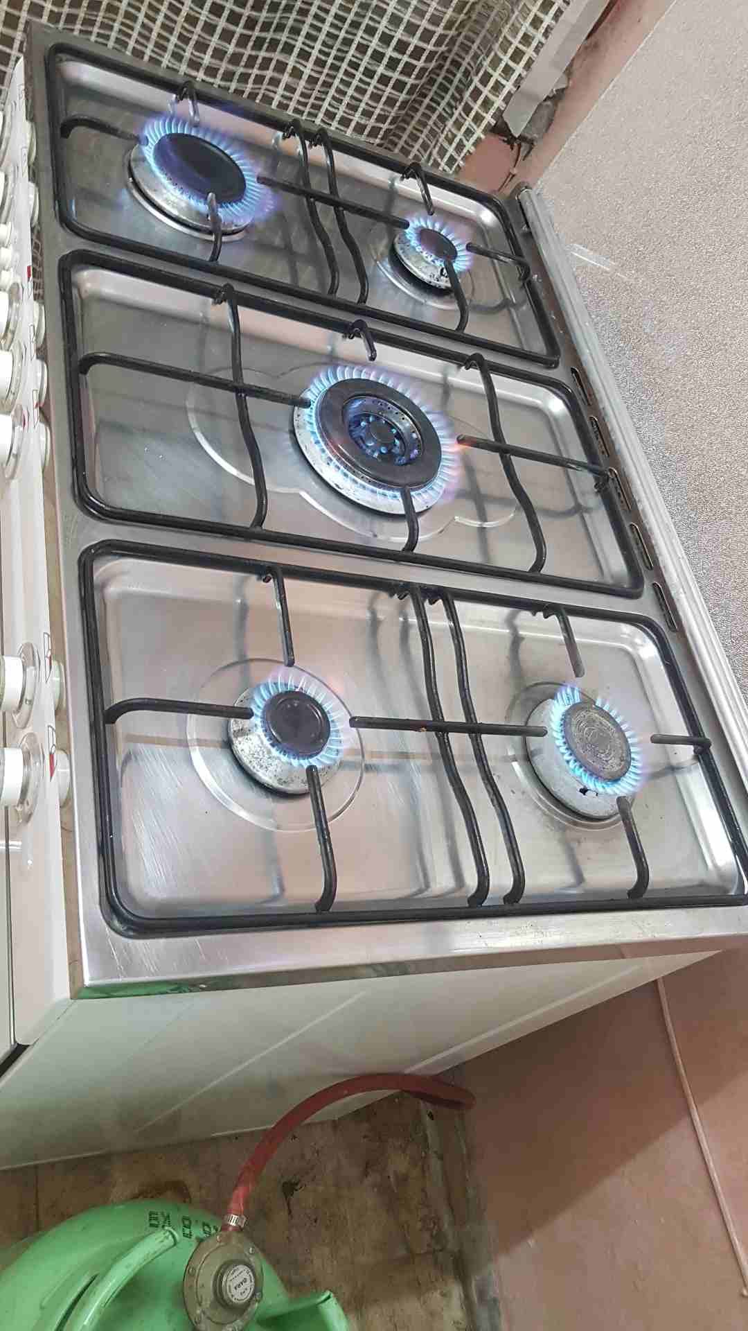 استعمال شهور نوع فرش خمس عيون وفرن وشعله الكترونيه وشواي بحالة الوكالة
لا تنسَ أنك شاهدت هذا الإعلان في عنكبوت...