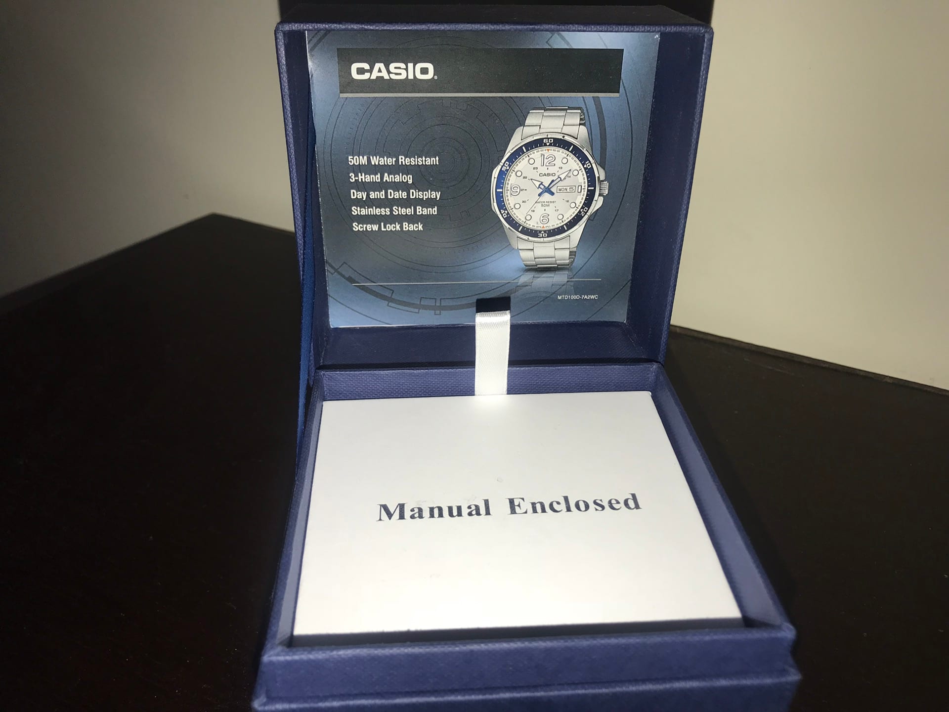 new Casio watch
لا تنسَ أنك شاهدت هذا الإعلان في عنكبوت
Model: MTD-100
مقاومة للمياه حتى عمق...