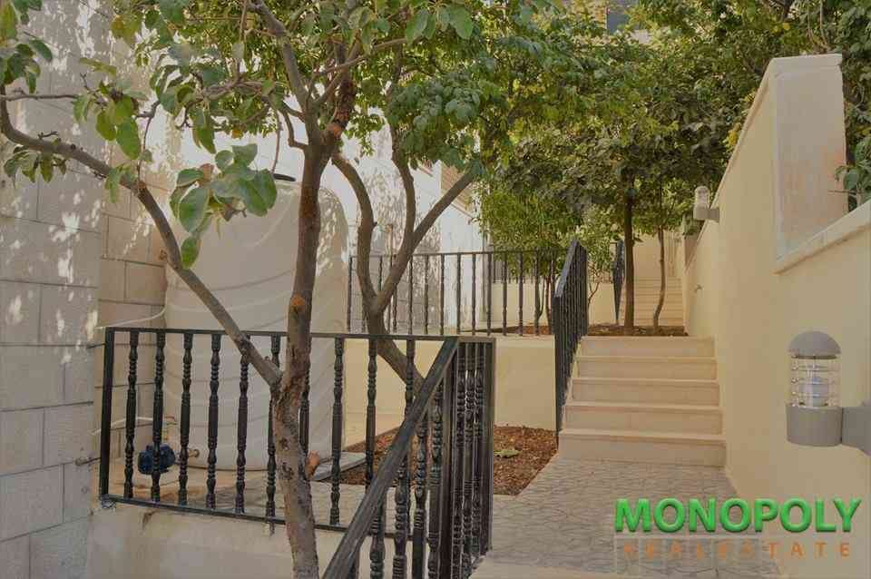 فيلا مجددة في الجبيهة للبيع
لا تنسَ أنك شاهدت هذا الإعلان في عنكبوت
فيلا مجددة بالكامل تشطيبا...