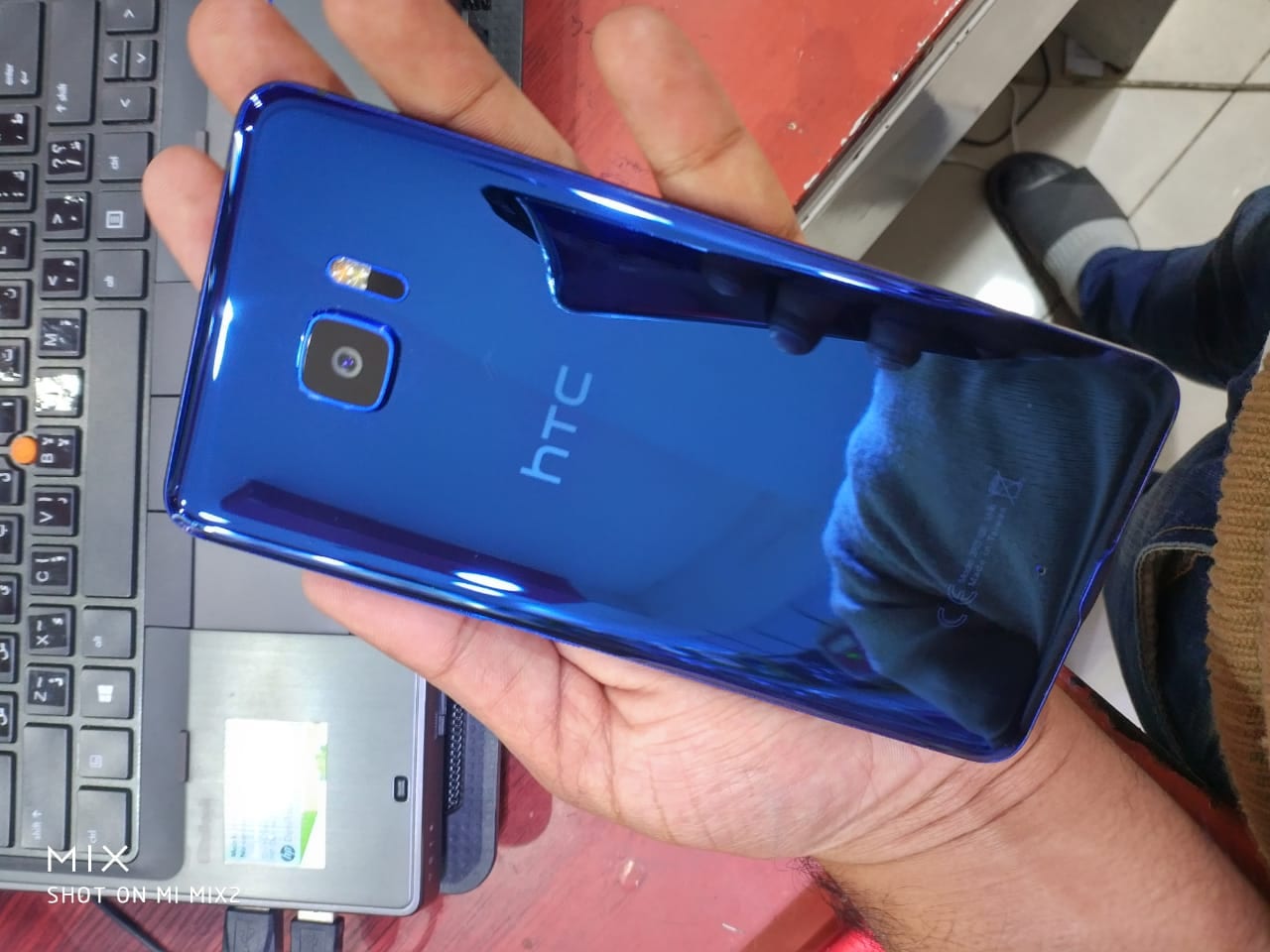 htc U Ultra مستعمل أسبوعين
لا تنسَ أنك شاهدت هذا الإعلان في عنكبوت
وكاله لون أزرق كامل اغراضو...