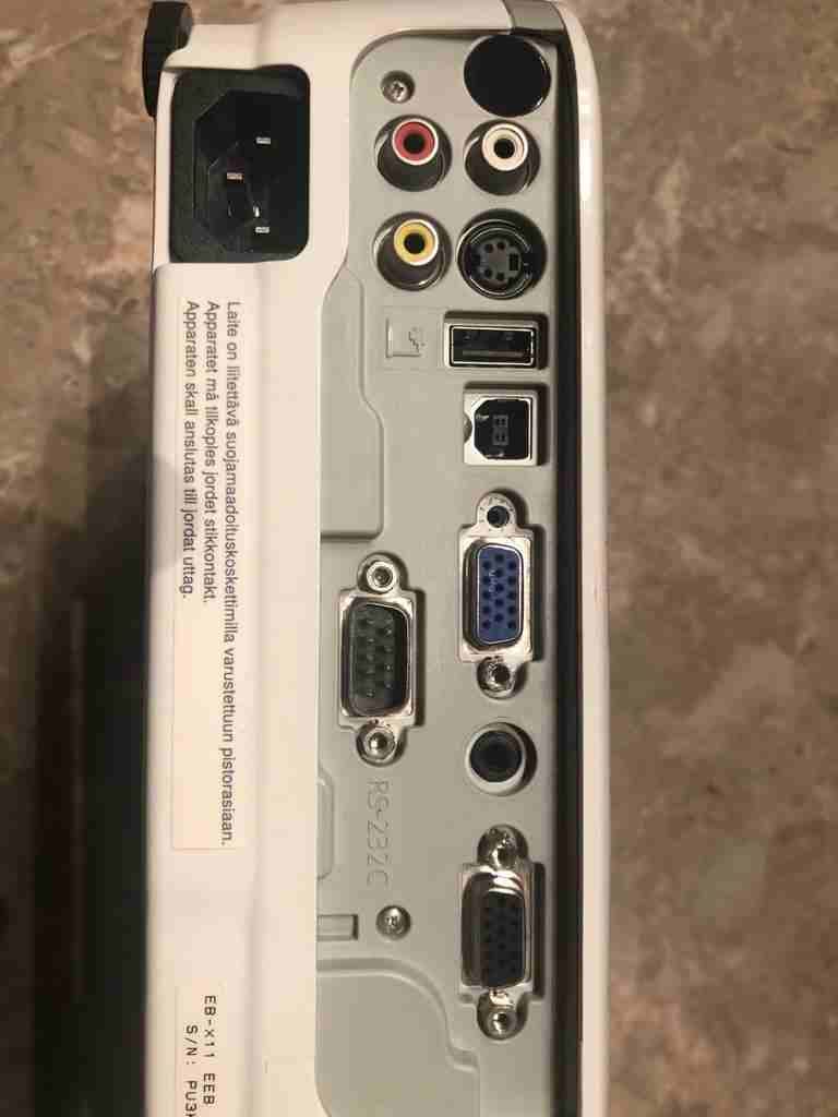 Projector Epson بحالة ممتازة
لا تنسَ أنك شاهدت هذا الإعلان في عنكبوت
بروجيكتر بحالة ممتازة للبيع...