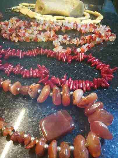 natural necless gemstones
لا تنسَ أنك شاهدت هذا الإعلان في عنكبوت
gems and jewelery neckless...