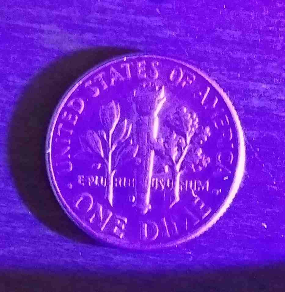 عملة أمريكية فضه
لا تنسَ أنك شاهدت هذا الإعلان في عنكبوت
عملة أمريكية فضة 10سنت one dime 1964...
