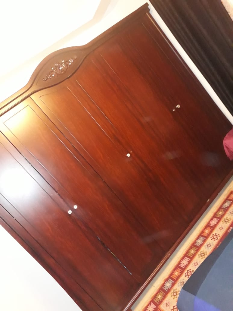 962790451364
لا تنسَ أنك شاهدت هذا الإعلان في عنكبوت
غرفة نوم ست قطع تتكون من التخت التواليت...