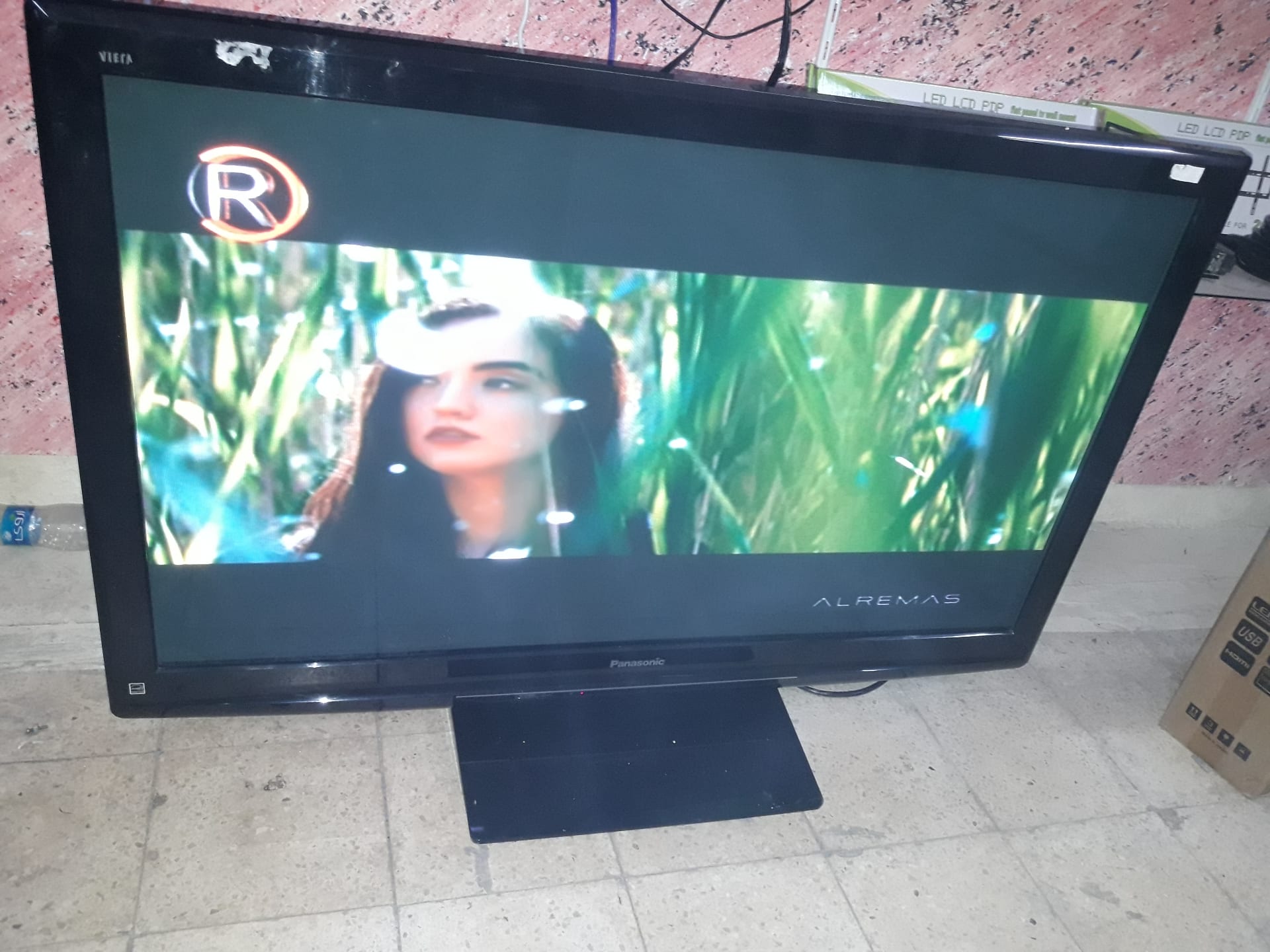 شاشة 55 بوصة Panasonic
لا تنسَ أنك شاهدت هذا الإعلان في عنكبوت
شاشة 55 بوصة Panasonic fullHD...