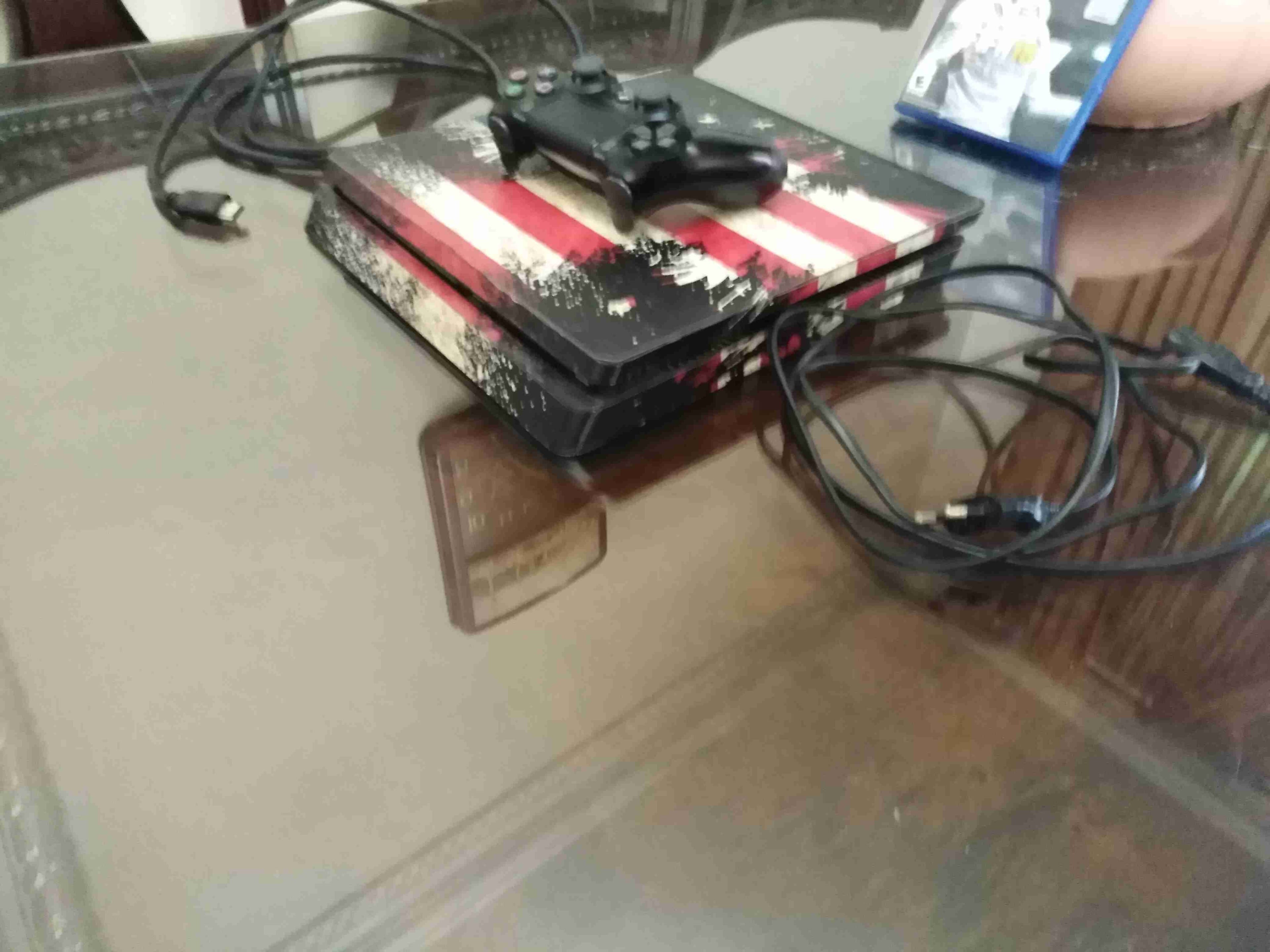 ps4 شبه جديد بحاله الجديد
لا تنسَ أنك شاهدت هذا الإعلان في عنكبوت
بلاي ستيشن 4 بحاله الوكاله...