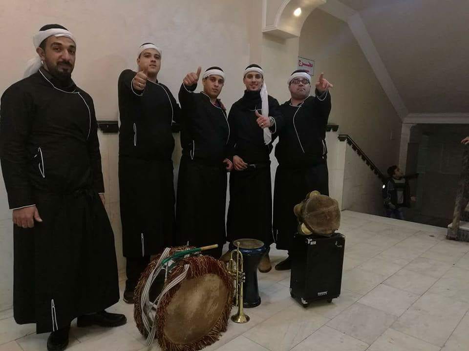فرقة زفة 0798262121. زفتك عليك وحمامك التركي علينا
لا تنسَ أنك شاهدت هذا الإعلان في عنكبوت
فر...
