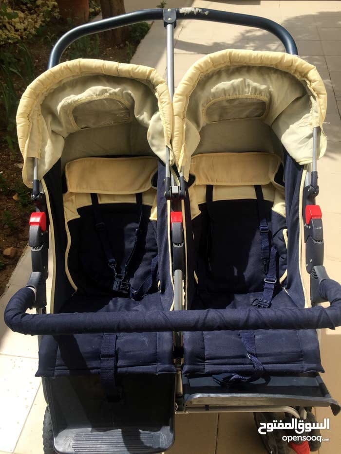 عرباية أطفال توأم Twins Baby Storller
لا تنسَ أنك شاهدت هذا الإعلان في عنكبوت
عرباية أطفال تو...