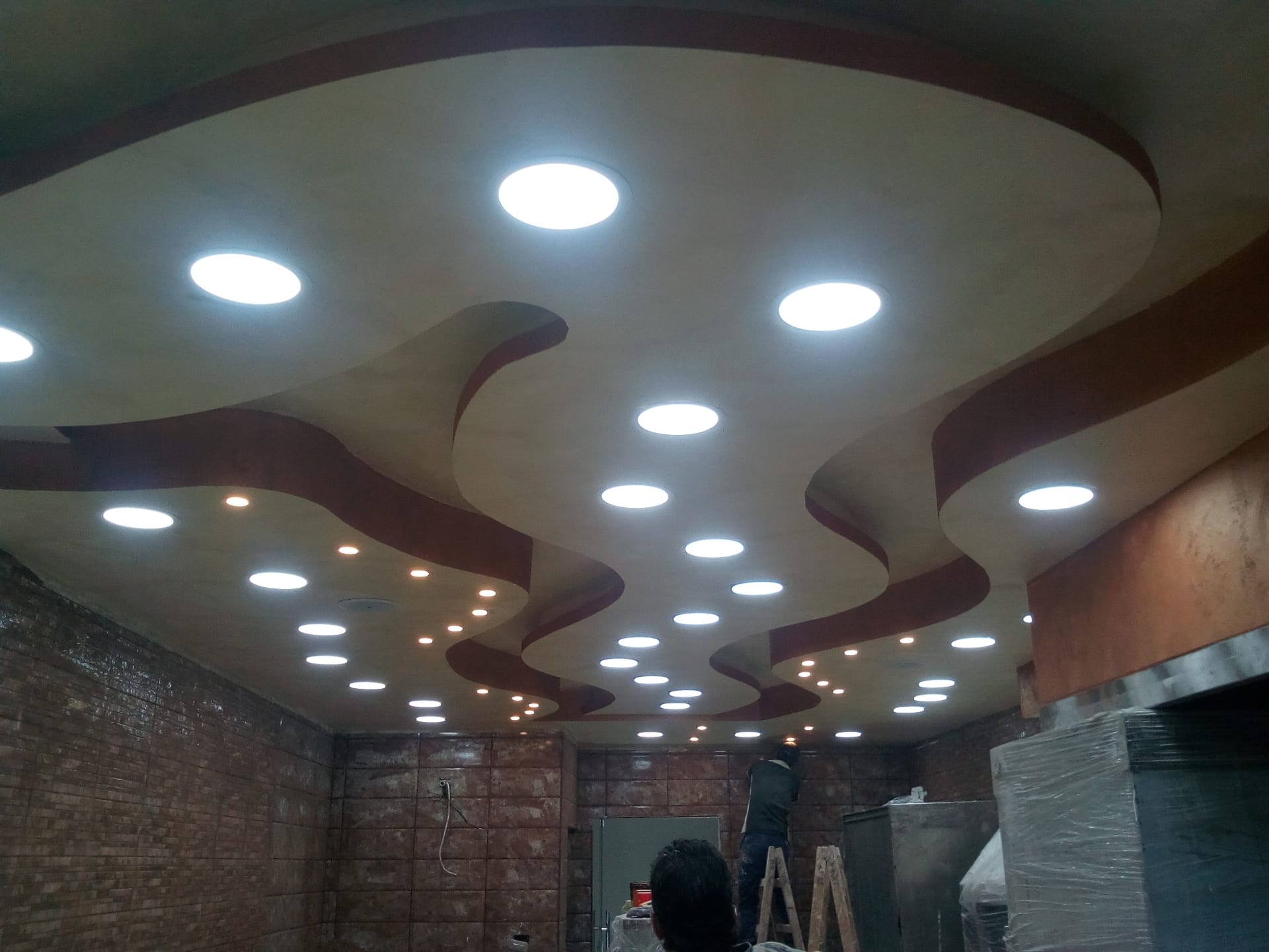 كهربائي منازل وصيانة الأعطال المفاجئة خدمة 24ساعه 0798917956
لا تنسَ أنك شاهدت هذا الإعلان في عنكبوت...