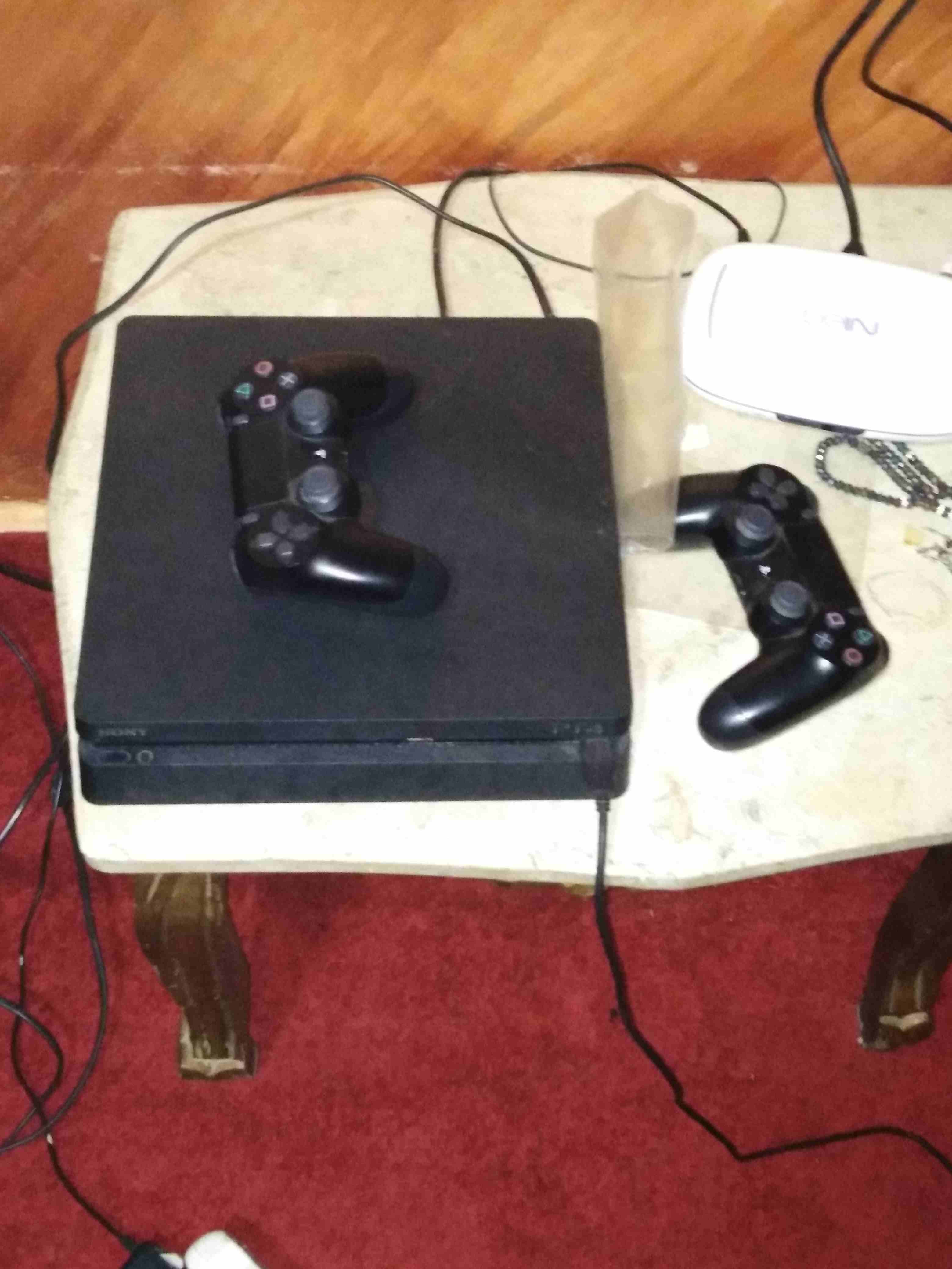 PS4 500 G
لا تنسَ أنك شاهدت هذا الإعلان في عنكبوت
بلايستيشن 4 سوبر سليم 500 g ريجن 3 معاه 2 ايد...