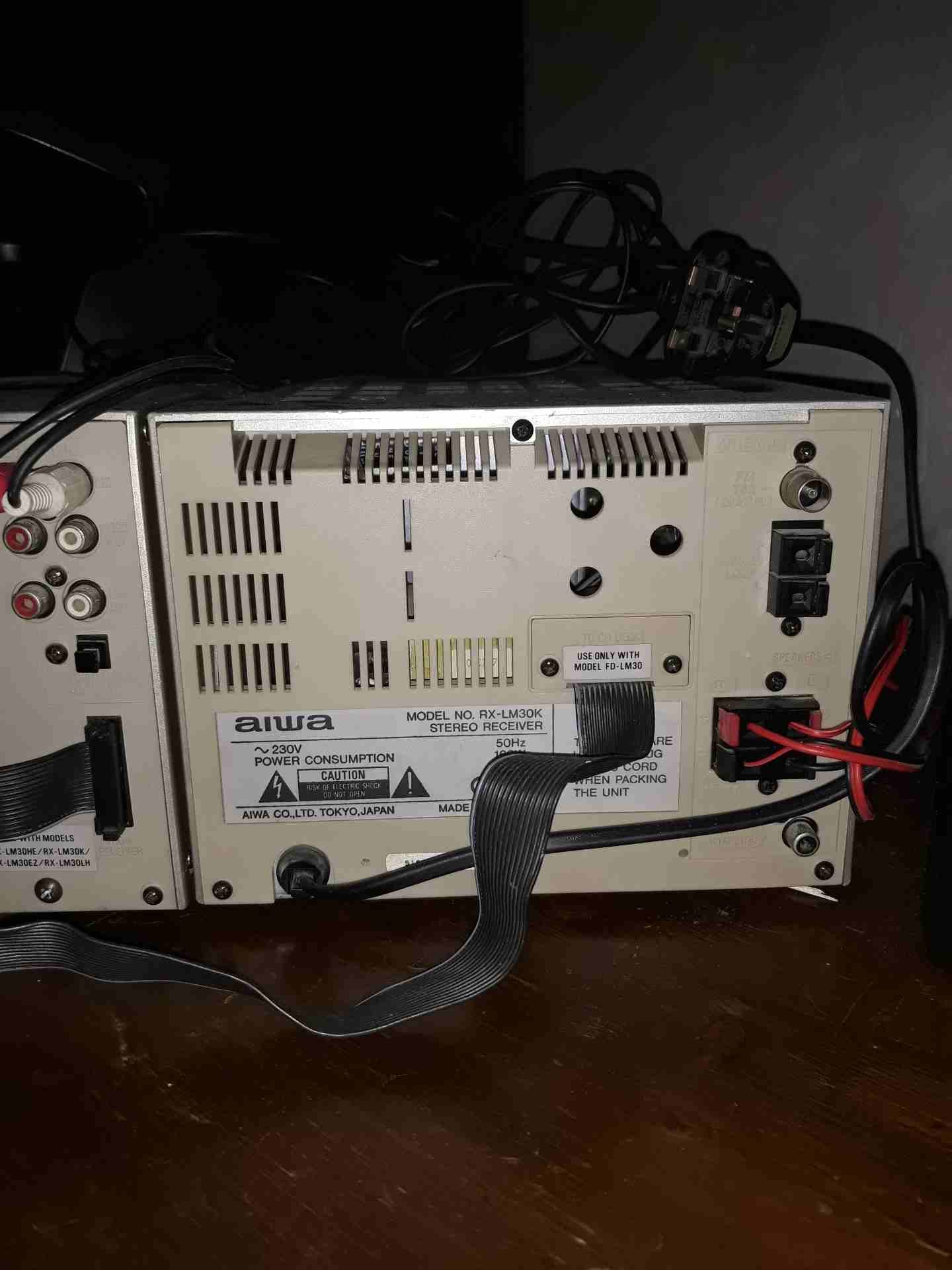 DJ SONY ضخم STEREO aiwa بسعر مغري
لا تنسَ أنك شاهدت هذا الإعلان في عنكبوت
DJ SONY STEREO ai...