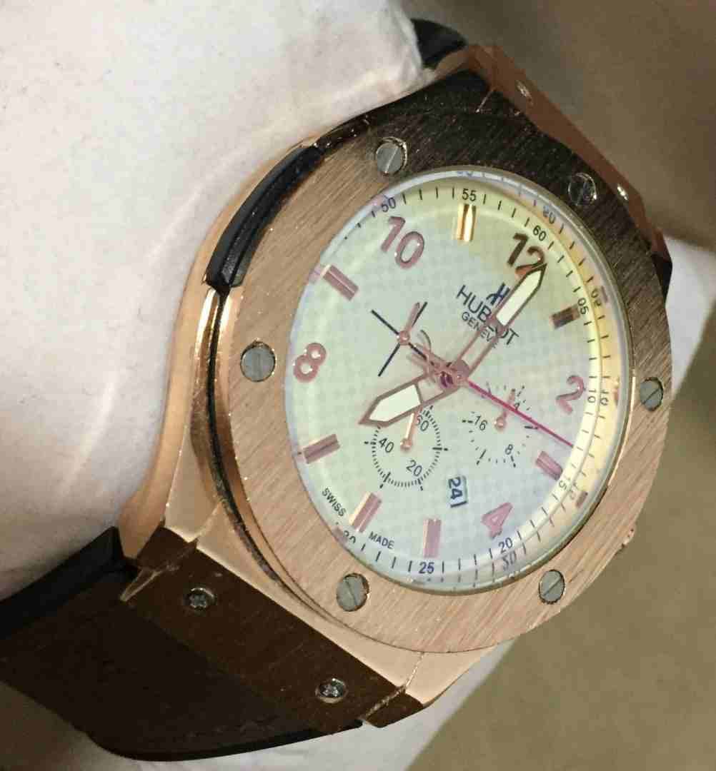 ساعات ماركات عالمية
لا تنسَ أنك شاهدت هذا الإعلان في عنكبوت
للاستفسار عالرقم 0796089206
فاخرة...