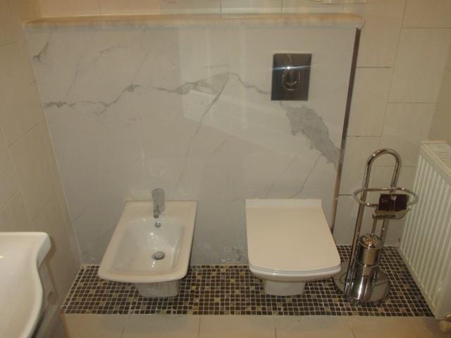 apartment for rent - Amman
لا تنسَ أنك شاهدت هذا الإعلان في عنكبوت
Luxurious furnisher فرش فخ...