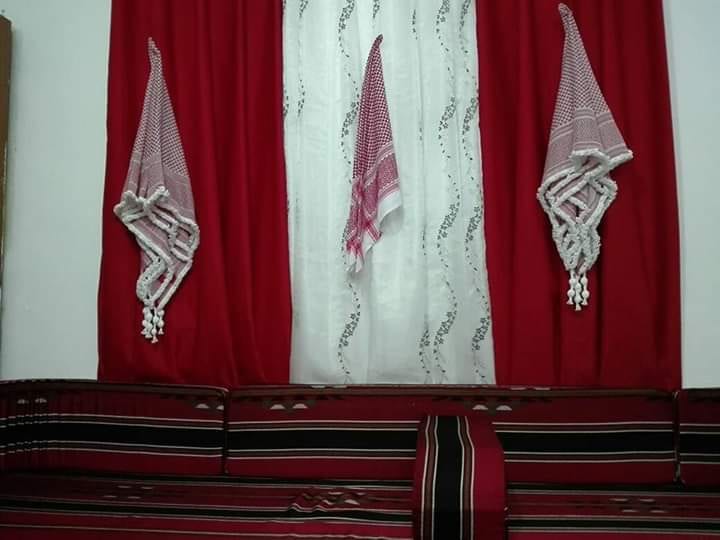 عجلون ..
لا تنسَ أنك شاهدت هذا الإعلان في عنكبوت
شماغ احمر تهديب يدوي ملوكي فاخر...