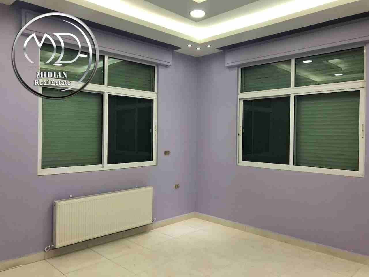 فيلا مستقلة للبيع او للايجار في الجندويل مساحه 880م تشطيبات سوبر فاخره وحدائق واسعة
لا تنسَ أنك شاهدت هذا الإعلان في عنكبوت...
