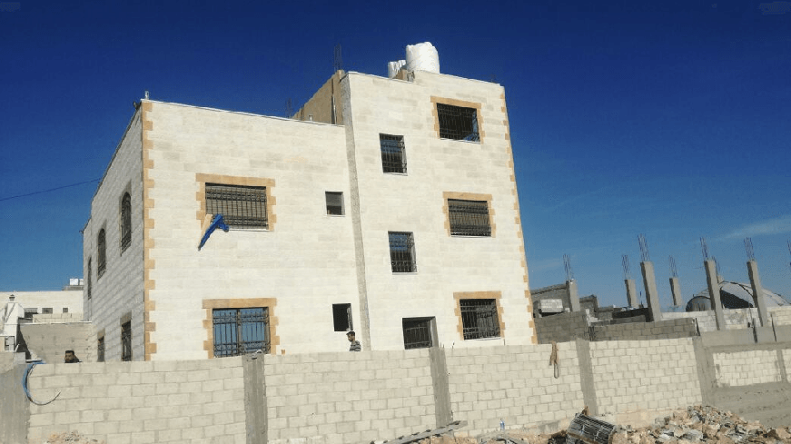 منزل طابقين حجر 450 متر في المستندة
لا تنسَ أنك شاهدت هذا الإعلان في عنكبوت
منزل مستقل 450 م...