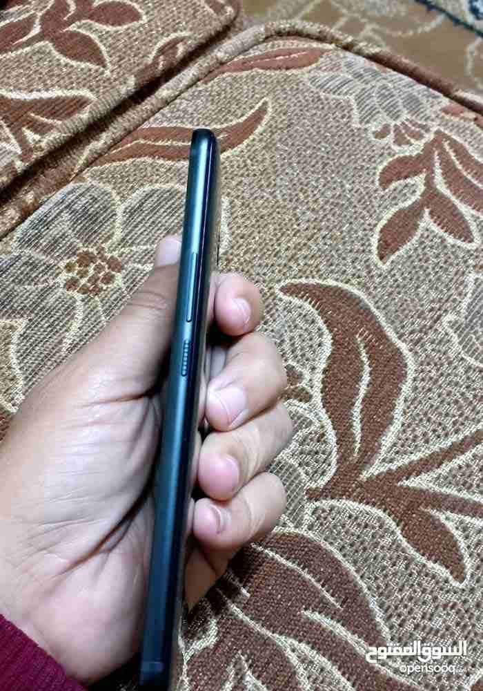 HTC u11 plus
لا تنسَ أنك شاهدت هذا الإعلان في عنكبوت
HTC u11 plus
ram 6g
rom 128g
بحال الوكاله
مع...