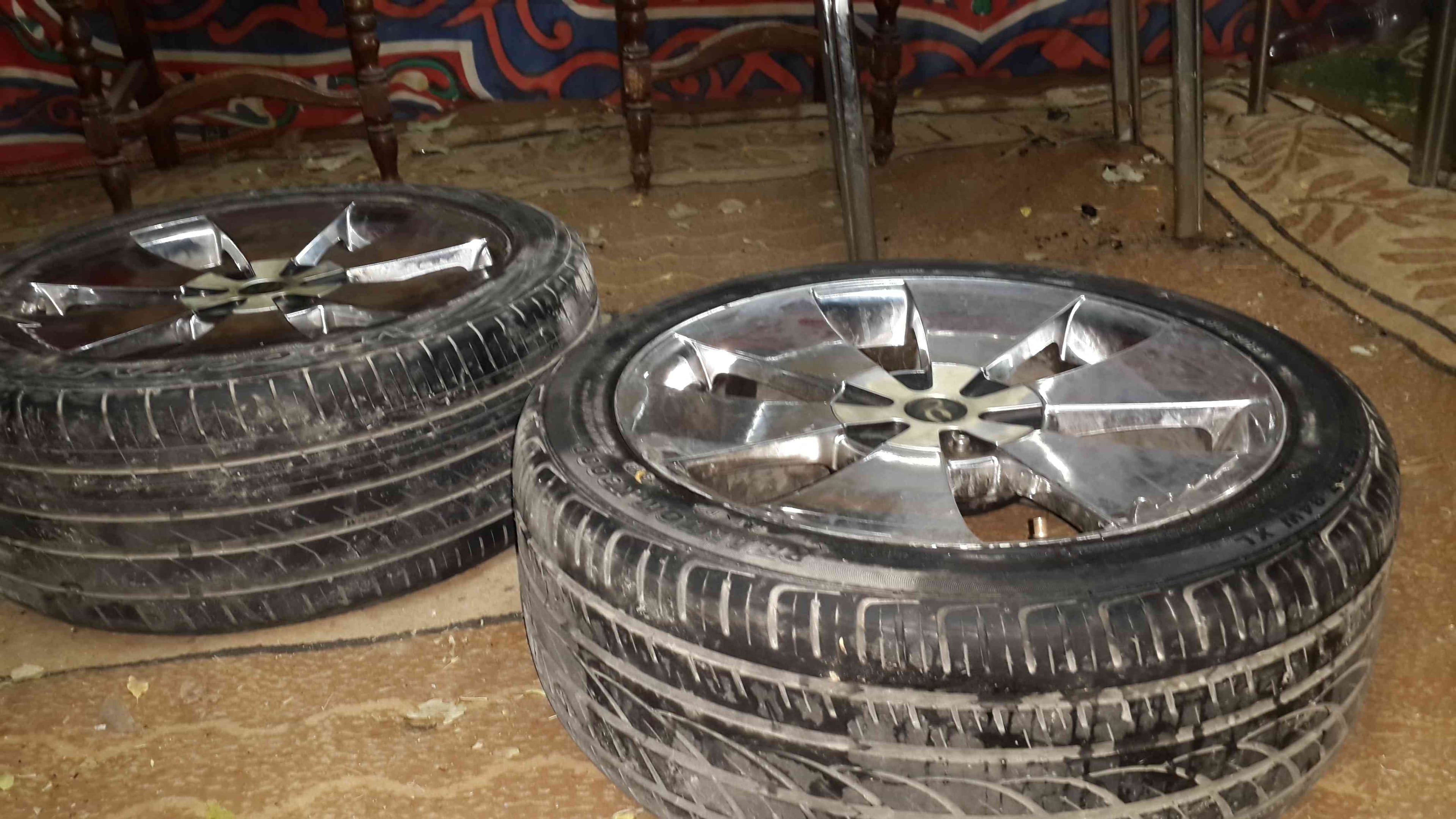 جنط 17 أربع براغي بعيد وقريب
لا تنسَ أنك شاهدت هذا الإعلان في عنكبوت
جنط بلاطة مع كوشوك نص عم...