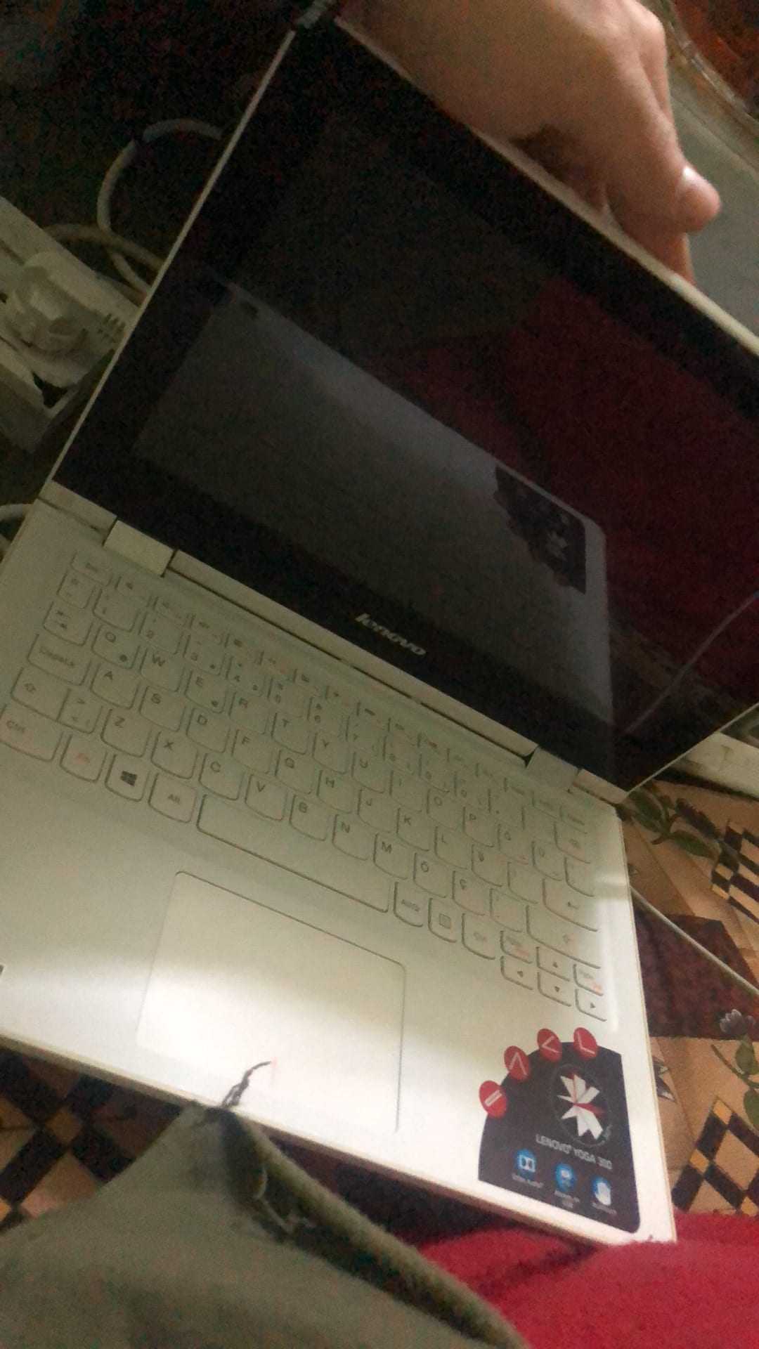 للبيع او البدل على ايفون 6 بلسlenovo yoga 300-11 BR
لا تنسَ أنك شاهدت هذا الإعلان في عنكبوت
ل...