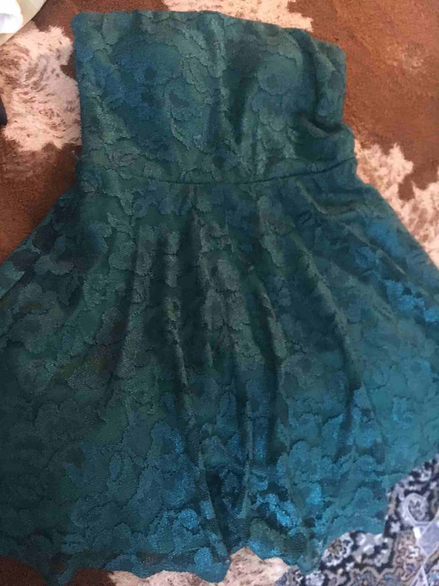 فساتين للبيع
لا تنسَ أنك شاهدت هذا الإعلان في عنكبوت
اي فستان بخمسة للتواصل 0790467685 يفصل التوا...