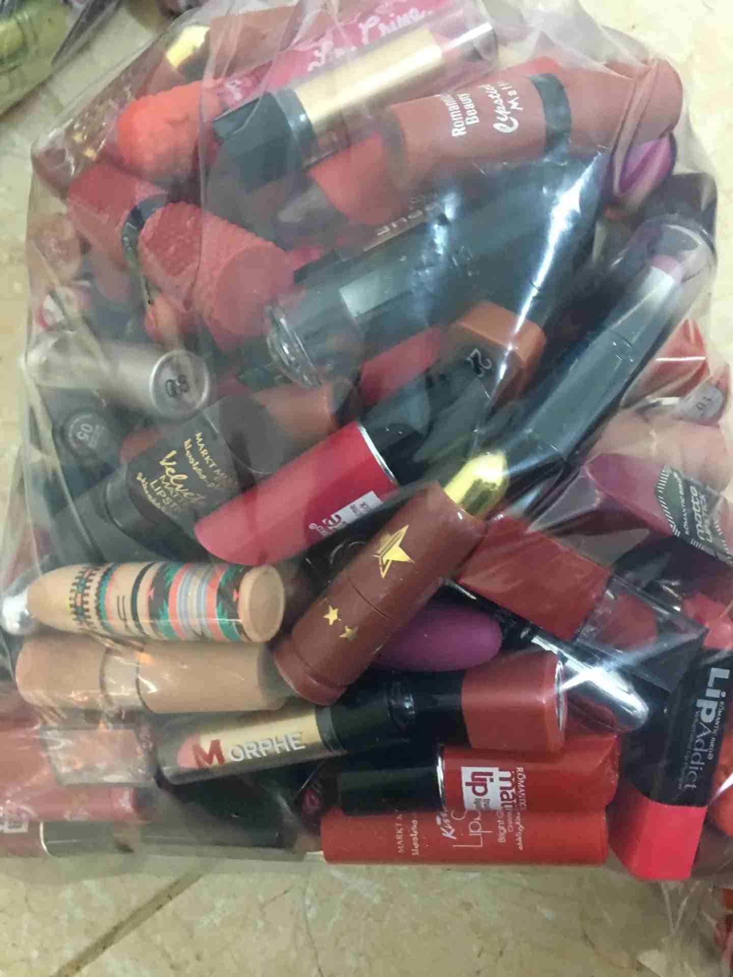 شررررررررروه بسسسسسعر حرررررررررررق
لا تنسَ أنك شاهدت هذا الإعلان في عنكبوت
شروه 500 قطعه مناكير...