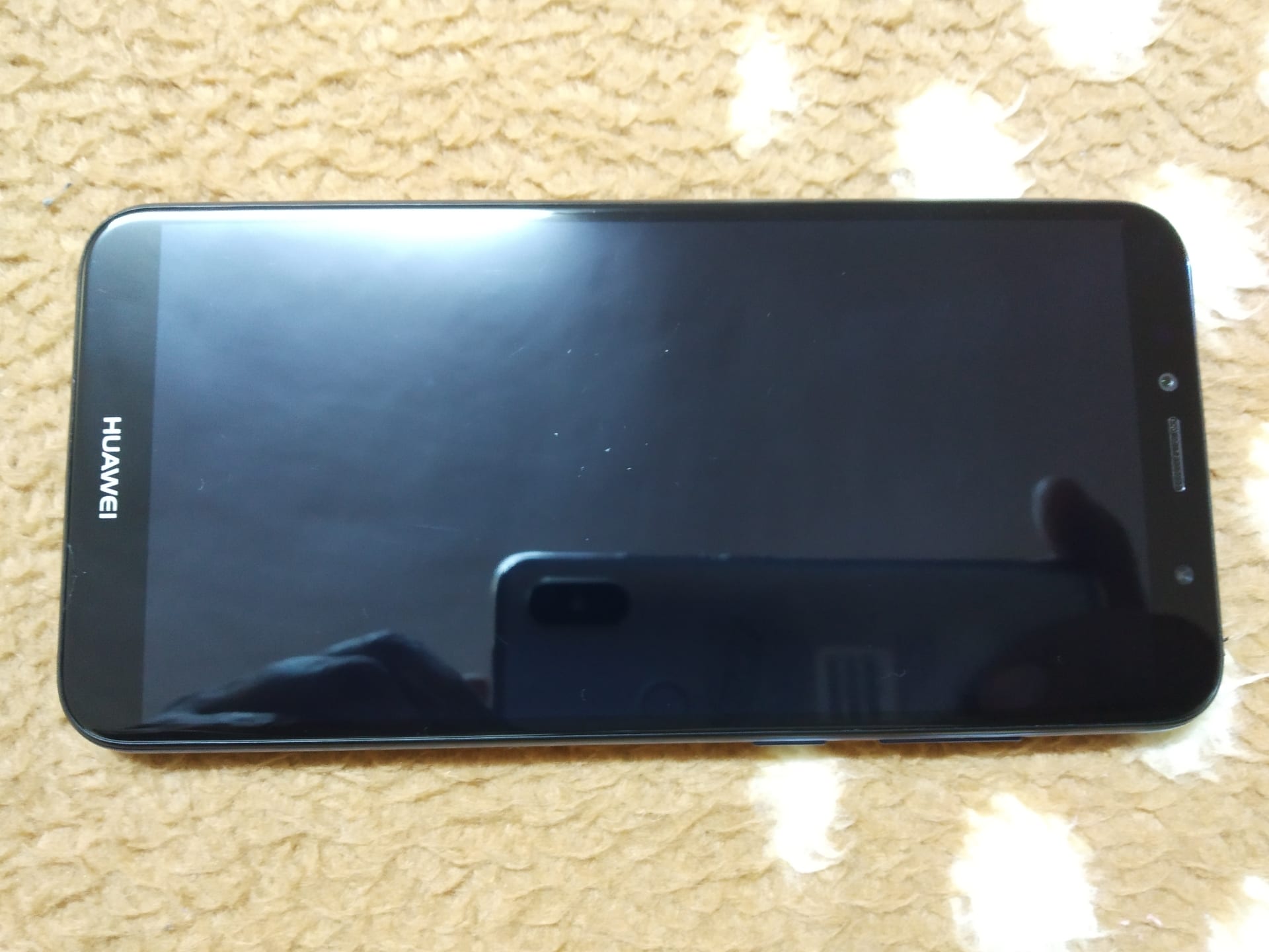 Hawaii Y6 prime 2018
لا تنسَ أنك شاهدت هذا الإعلان في عنكبوت
جهاز خطين بمواصفات عالية.. حال ا...
