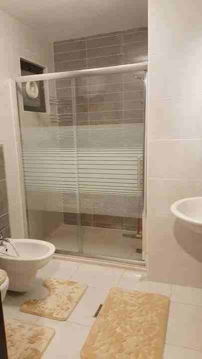 Apartment in Abdoun Al Shamali - first floor - behind the Dutch Embassy - 2 bedrooms
لا تنسَ أنك شاهدت هذا الإعلان في عنكبوت...