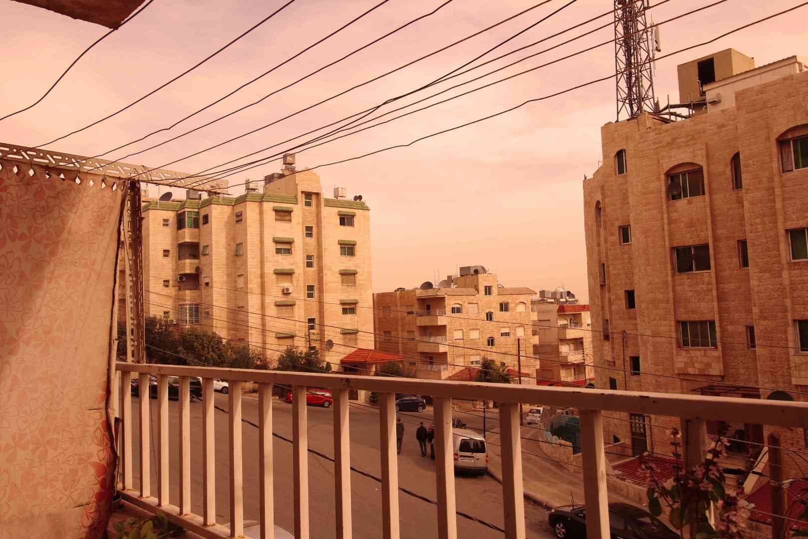 شقة 152م للبيع في ضاحية الامير حسن 150 متر
لا تنسَ أنك شاهدت هذا الإعلان في عنكبوت
تقع الشقة...