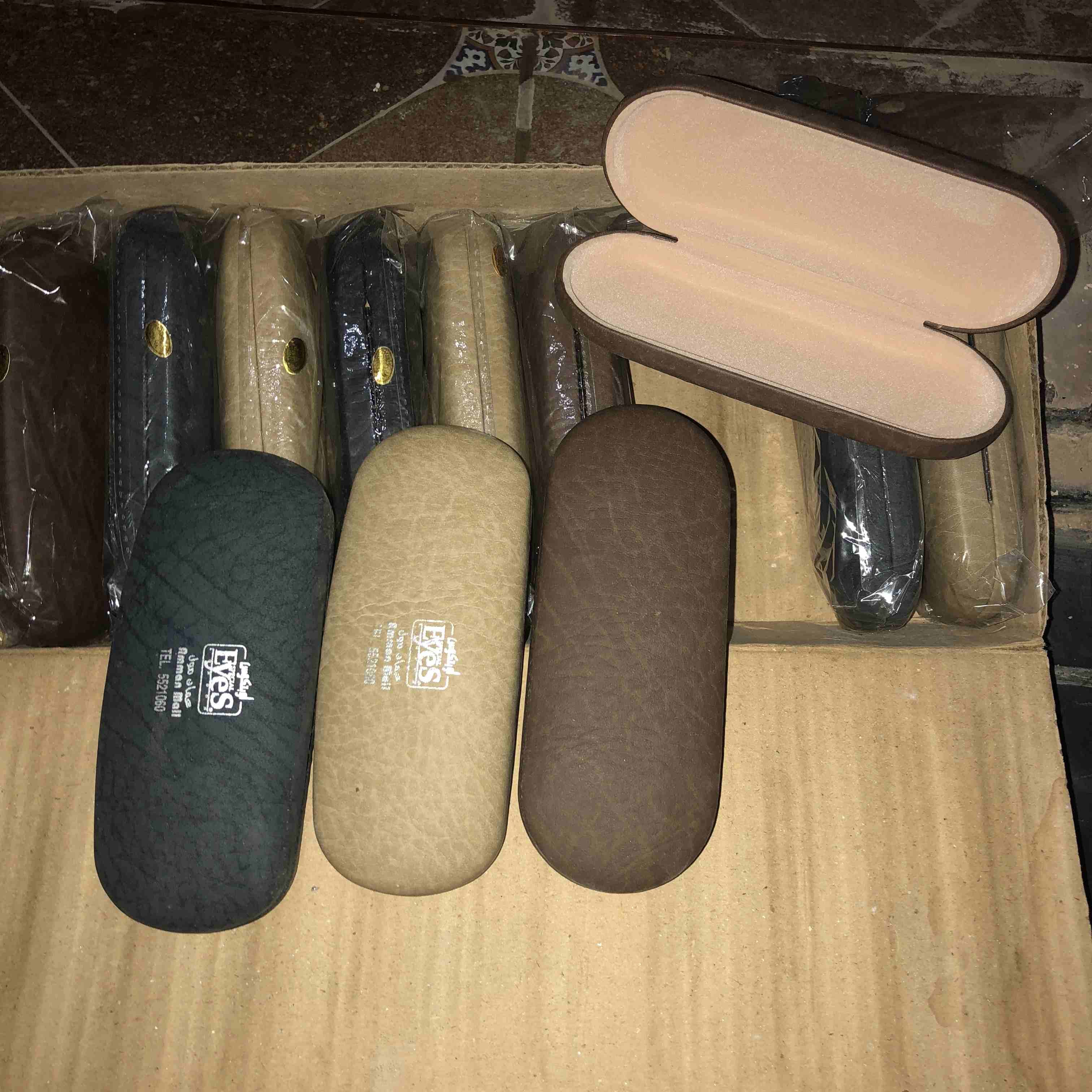 حافظه نظاره
لا تنسَ أنك شاهدت هذا الإعلان في عنكبوت
كفرات نظارات جلد نوعيه ممتازه اسيراد محلات كب...