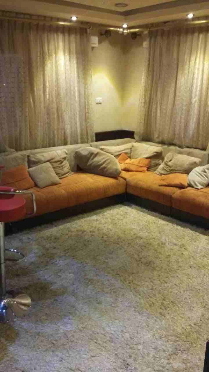 شقه مفروشه فرش فاخر الجندويل 140م 3 نوم
لا تنسَ أنك شاهدت هذا الإعلان في عنكبوت
مفروشه فرش كامل و...