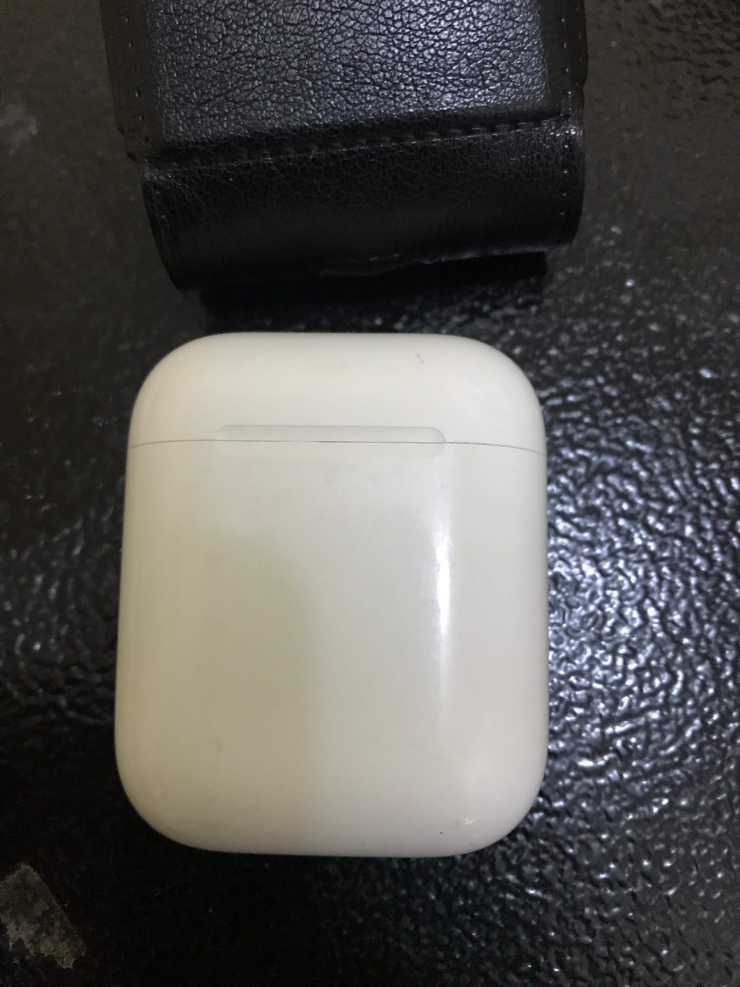 سمعات air bods بحال الوكاله استعمال شهر بلصلاه عنبي
لا تنسَ أنك شاهدت هذا الإعلان في عنكبوت
س...