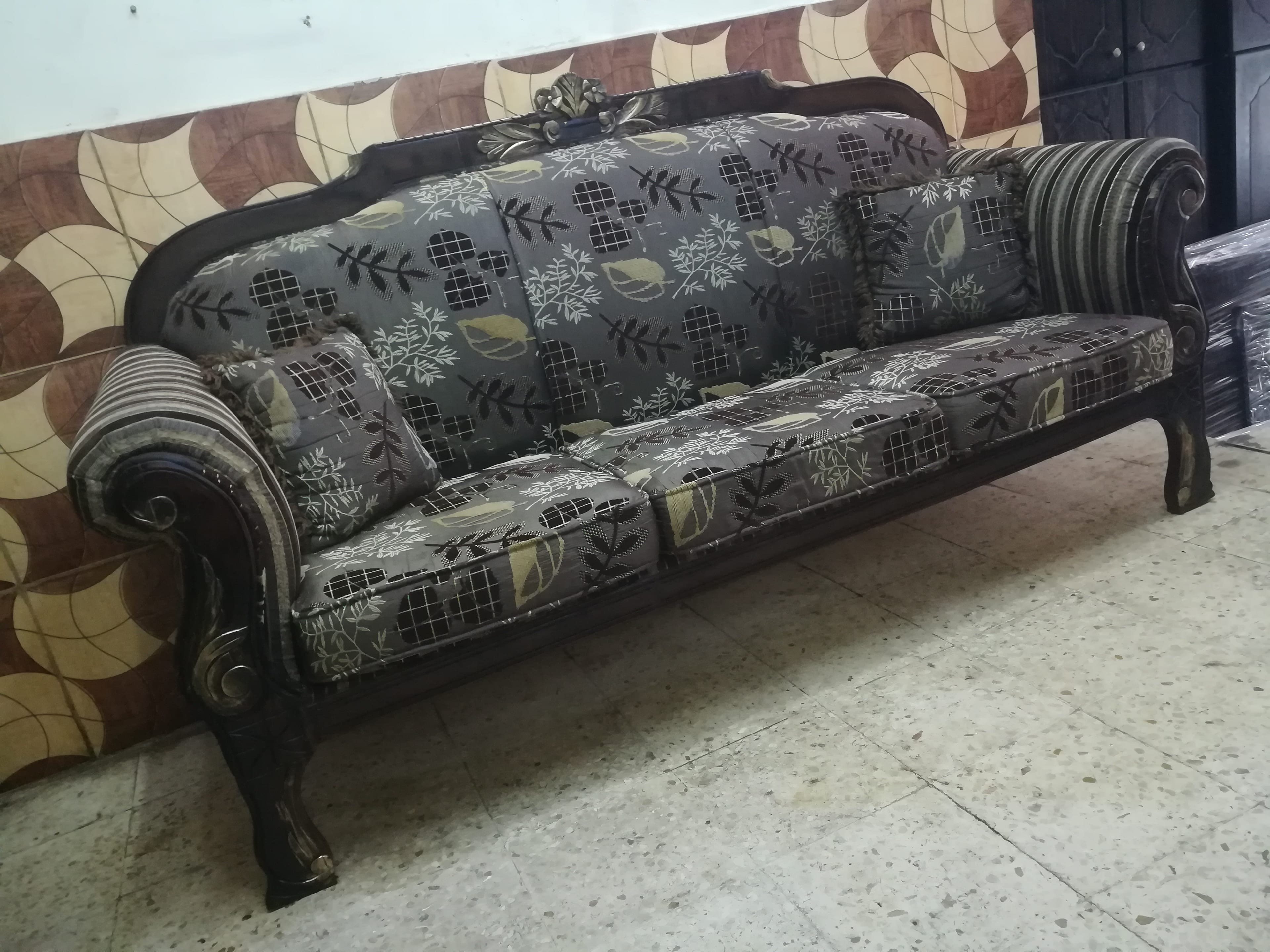 طقم كنب مصري
لا تنسَ أنك شاهدت هذا الإعلان في عنكبوت
طقم كنب مصري دمياطي 7 مقاعد لون بني معرق...