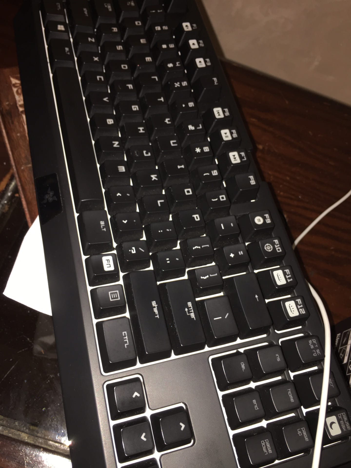 Razer blackwidow Edition chroma كيبورد ربزر
لا تنسَ أنك شاهدت هذا الإعلان في عنكبوت
وكاله بكل...