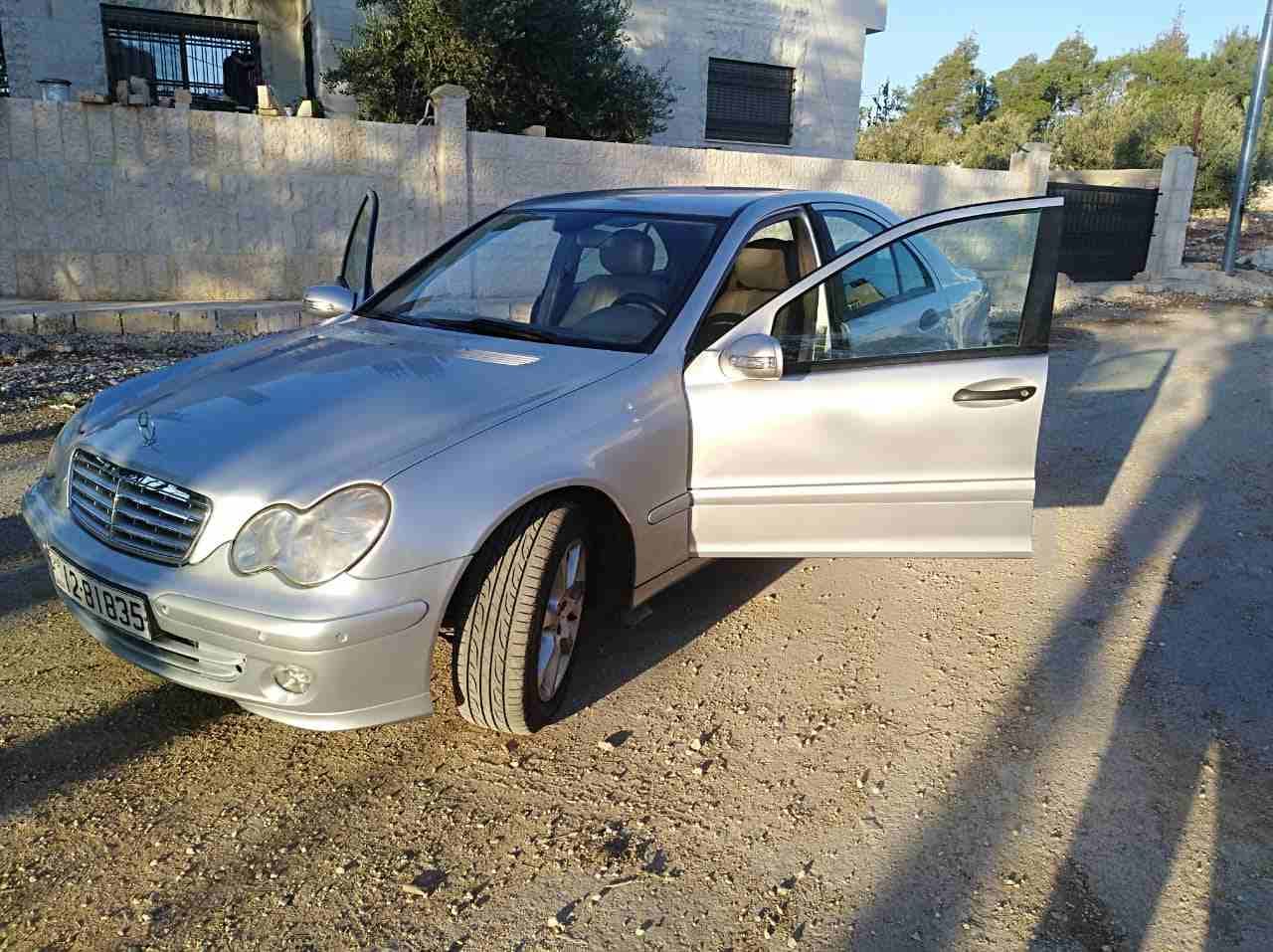 مرسيدس سي 200
لا تنسَ أنك شاهدت هذا الإعلان في عنكبوت
C200 مرسيدس
- موديل 2007
- فحص كااامل 7 جيد...