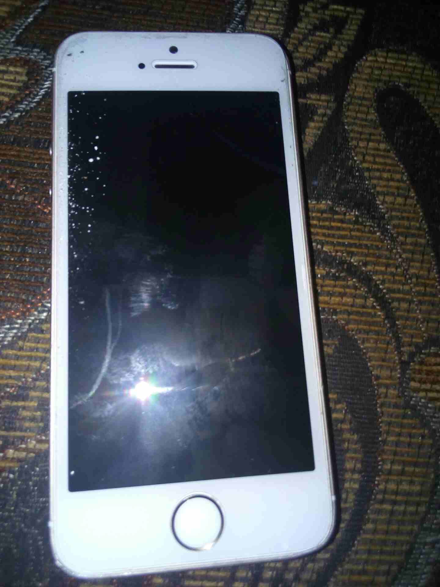 ايفون 5s بحاله ممتازه ولا يوجد فيه اي مشكله
لا تنسَ أنك شاهدت هذا الإعلان في عنكبوت
ايفون 5s مستع...