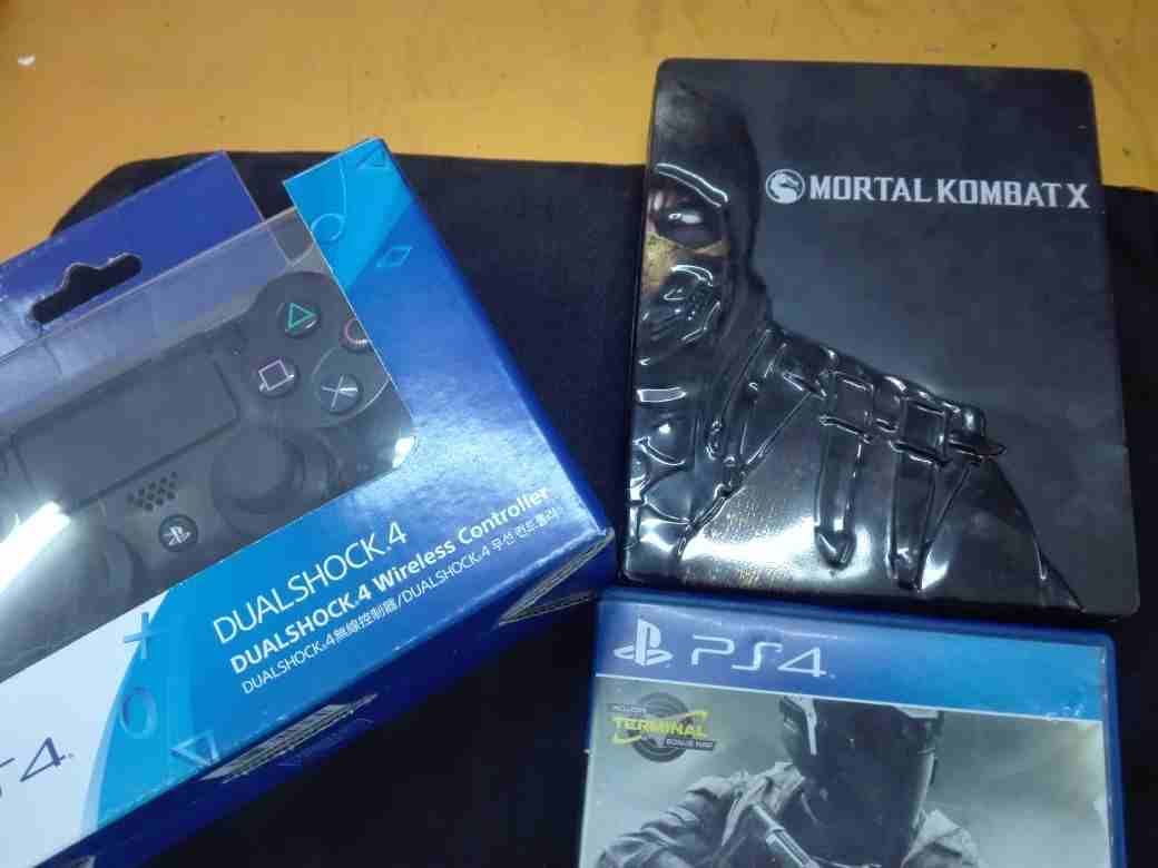 يد تحكم ps4 وكاله سيديات العاب ps4
لا تنسَ أنك شاهدت هذا الإعلان في عنكبوت
ايد ps4 بحال الوكاله...