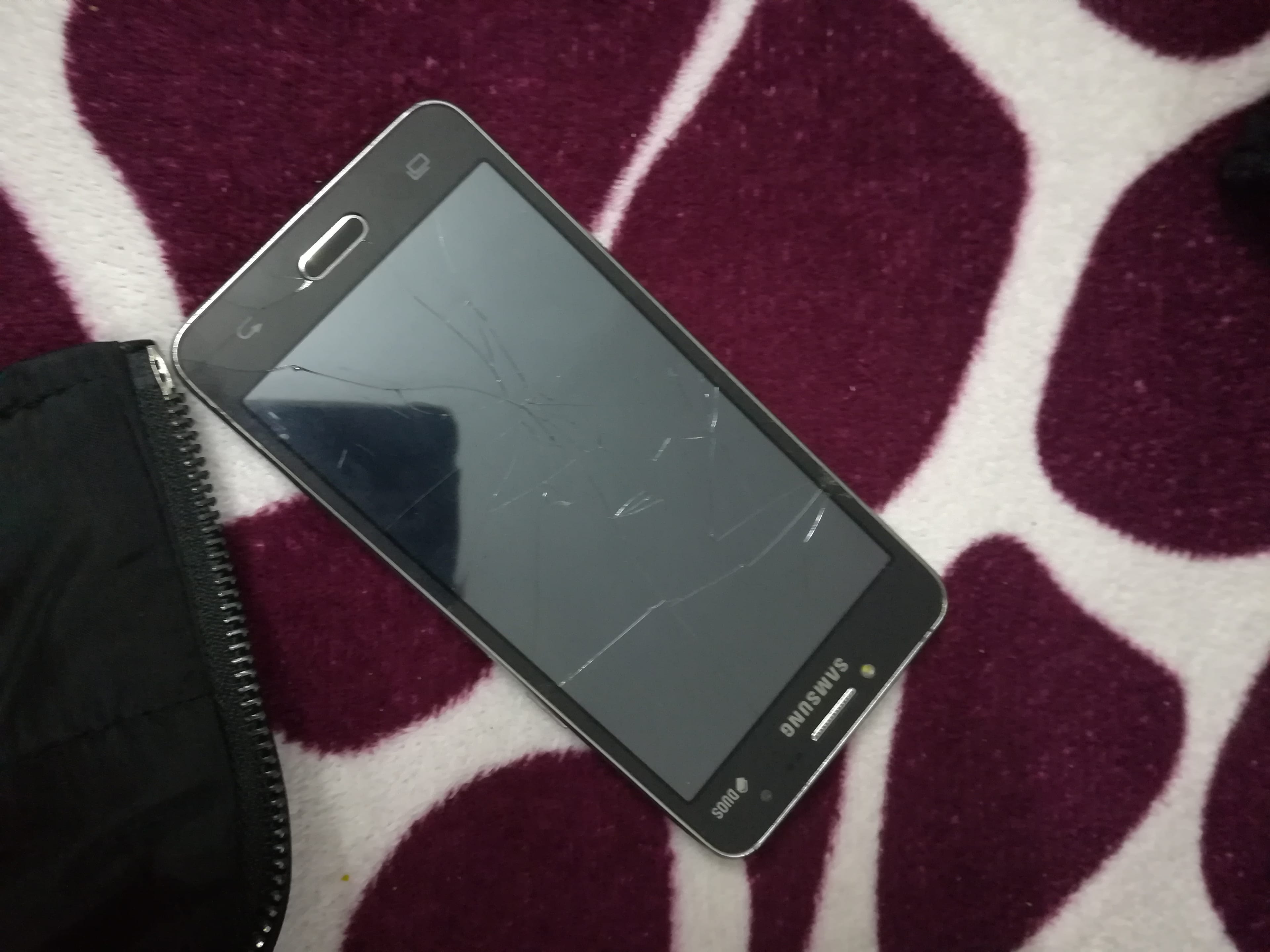 سامسونج جراند برايم بلس 4G
لا تنسَ أنك شاهدت هذا الإعلان في عنكبوت
سامسونج جراند برايم بلس 4G...