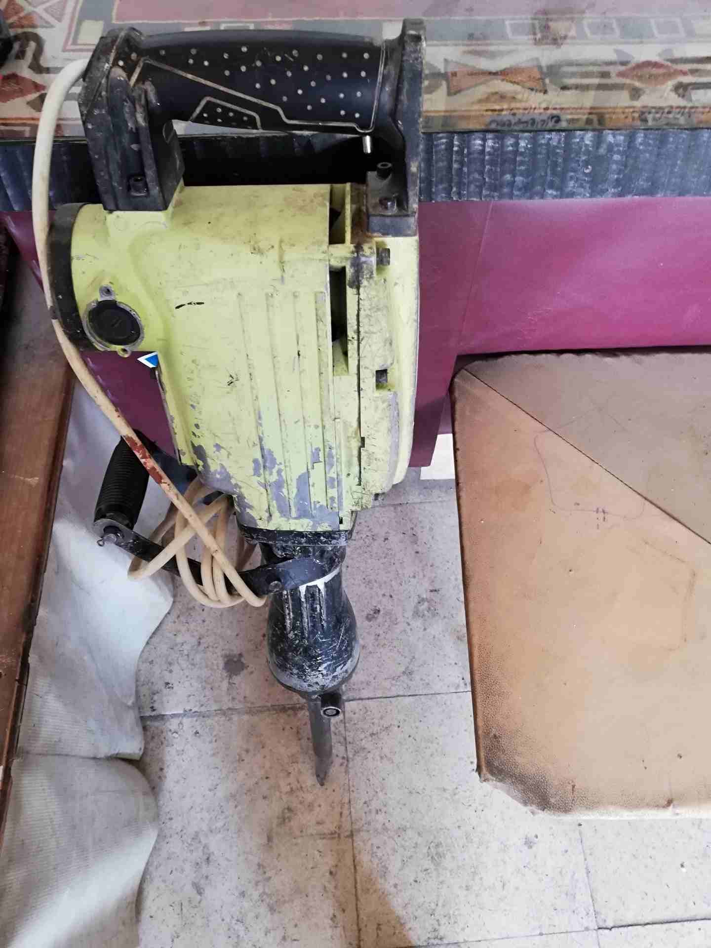 عدد للبيع
لا تنسَ أنك شاهدت هذا الإعلان في عنكبوت
هلتي دق 16 كيلو جديد ملف نحاس كامل عدته معوا صن...
