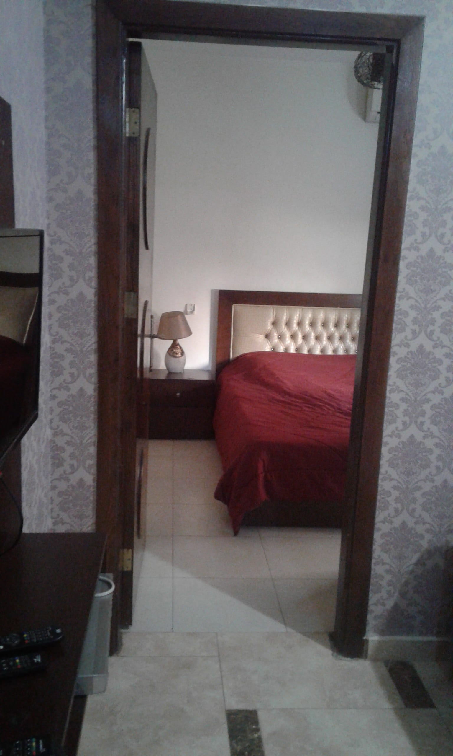 ستوديوهات مفروشه للإيجار اليومي. Full furnished studios for daily rent 35JDs
لا تنسَ أنك شاهدت هذا الإعلان في عنكبوت...