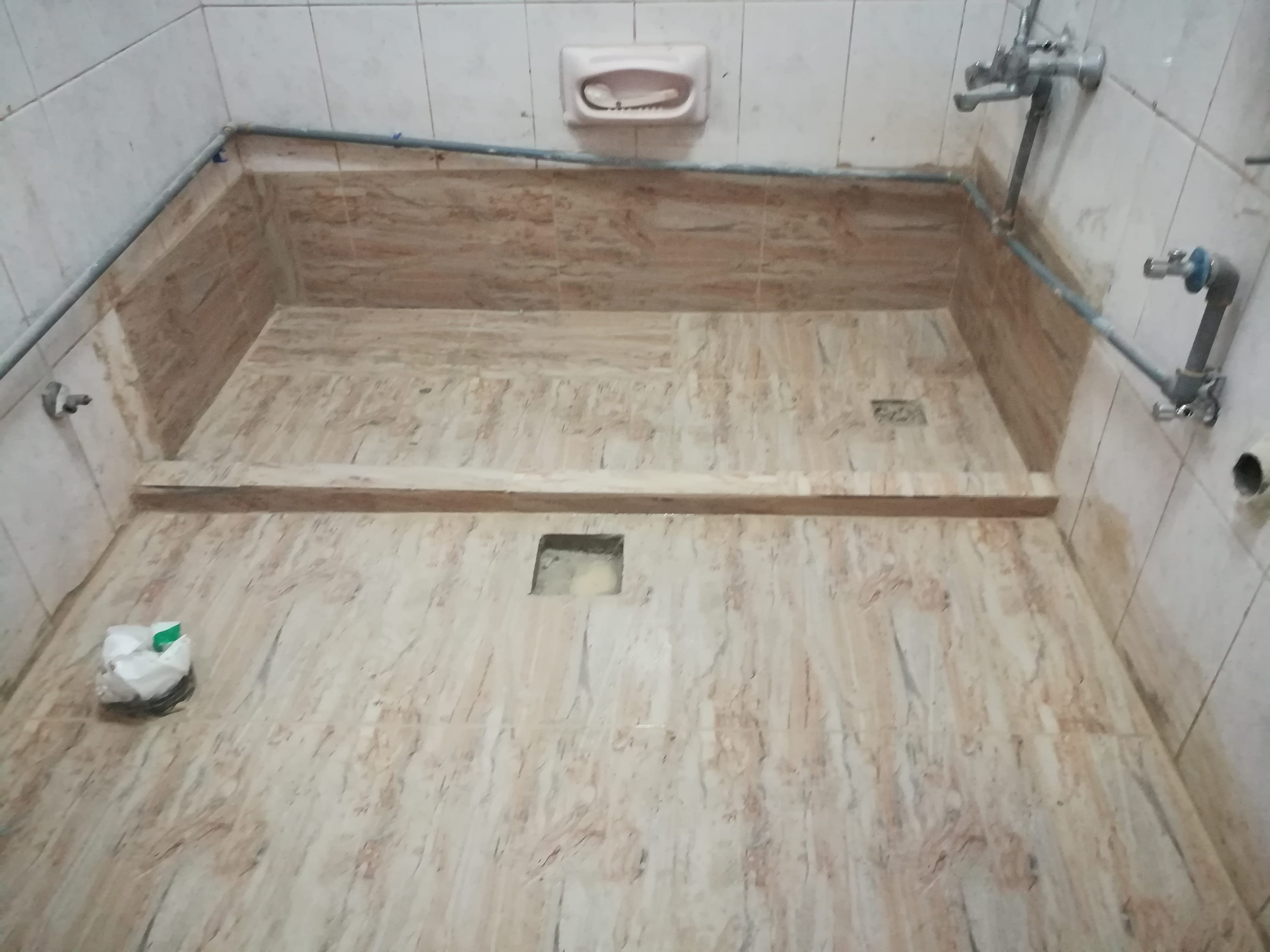 بليط معلم طينه ولاسق ومعلم شحف بشتغل بليوميه 30هاتف 0795613892
لا تنسَ أنك شاهدت هذا الإعلان في عنكبوت...