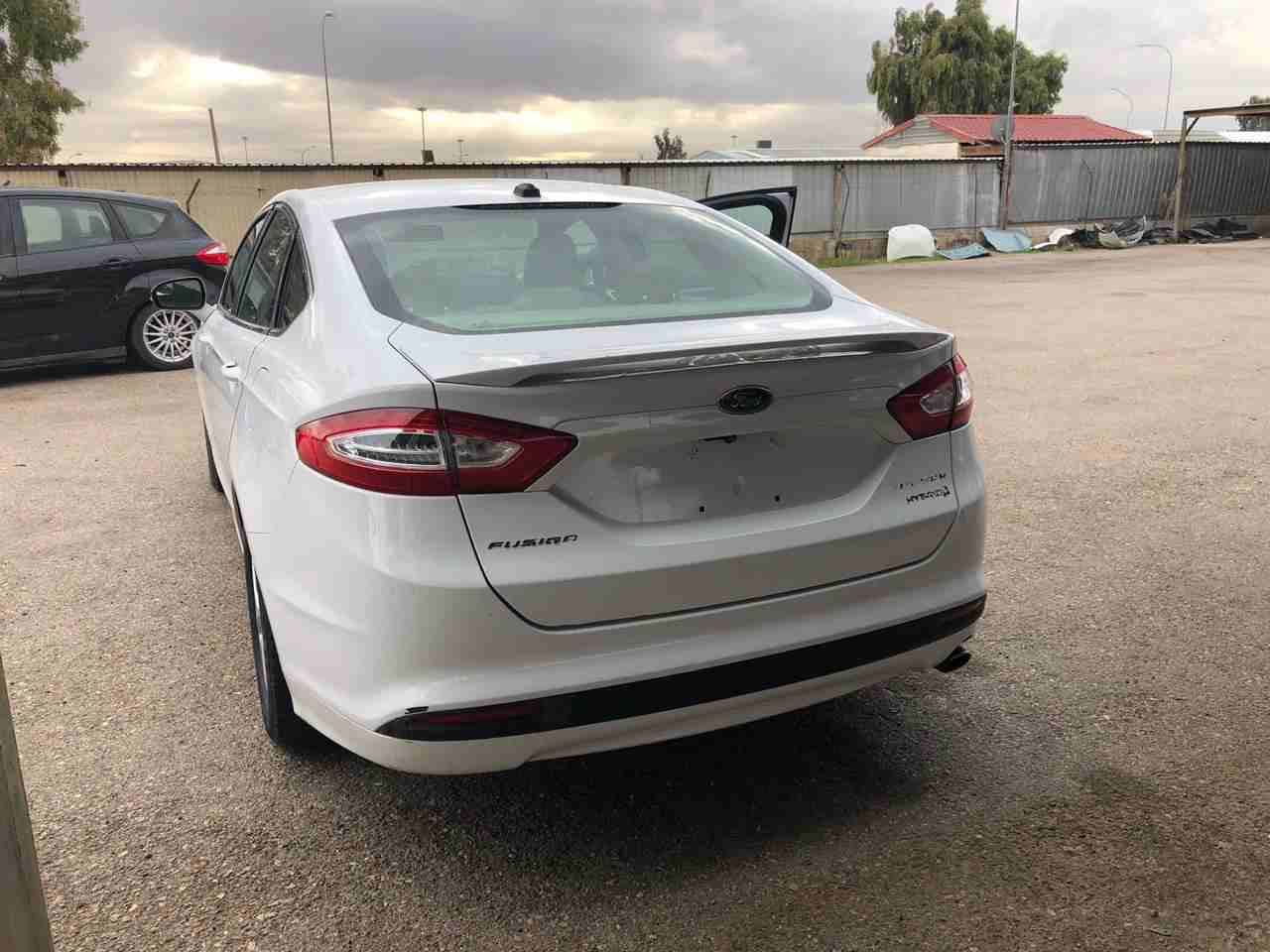 فورد فيوجن بنزين موديل 2015 (للاعفاءات) /ford fusion 2015 ecoboost
لا تنسَ أنك شاهدت هذا الإعلان في عنكبوت...